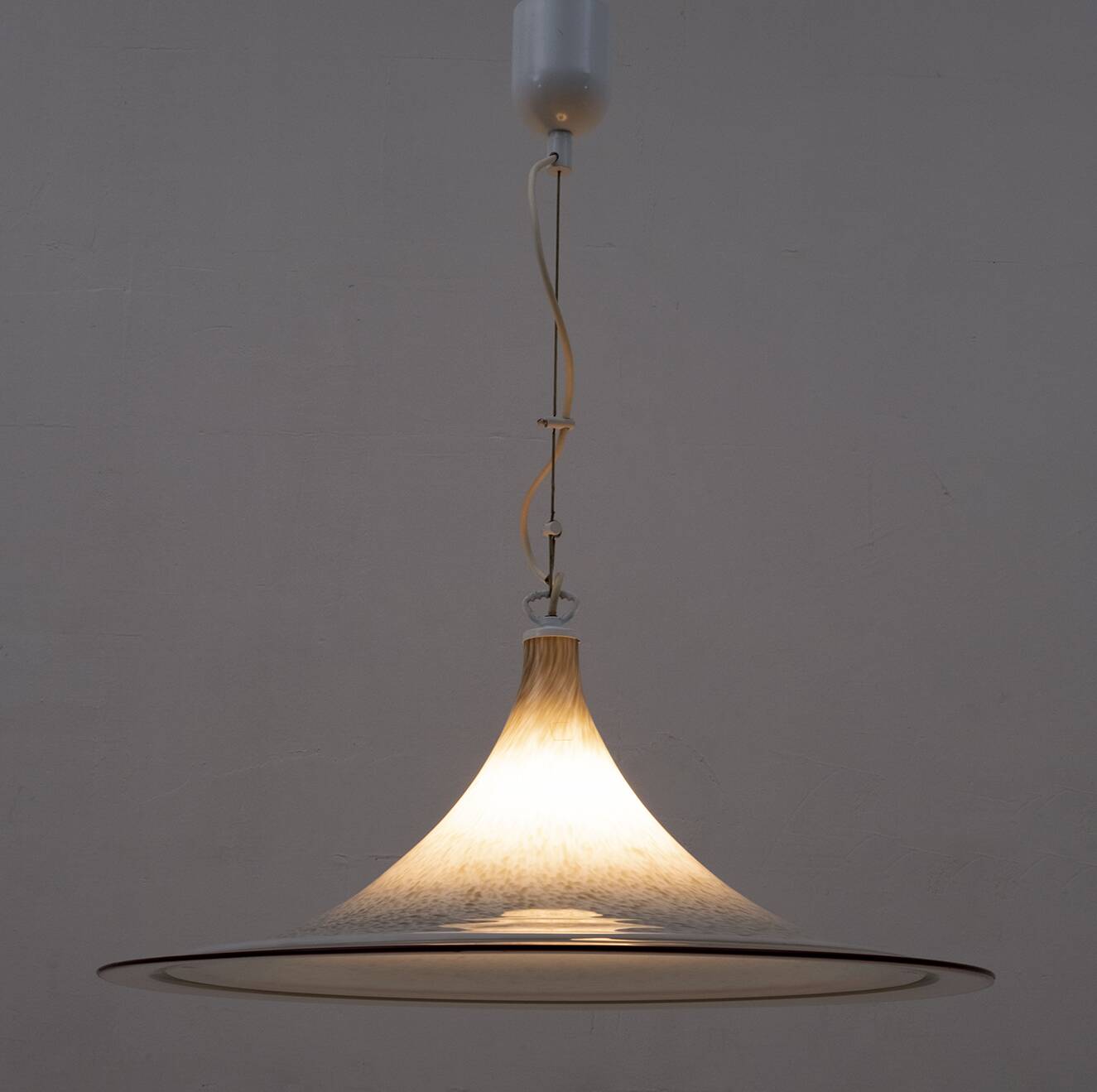 Mid-Century Modern Italian Chandelier Hat Murano Glass, 1970