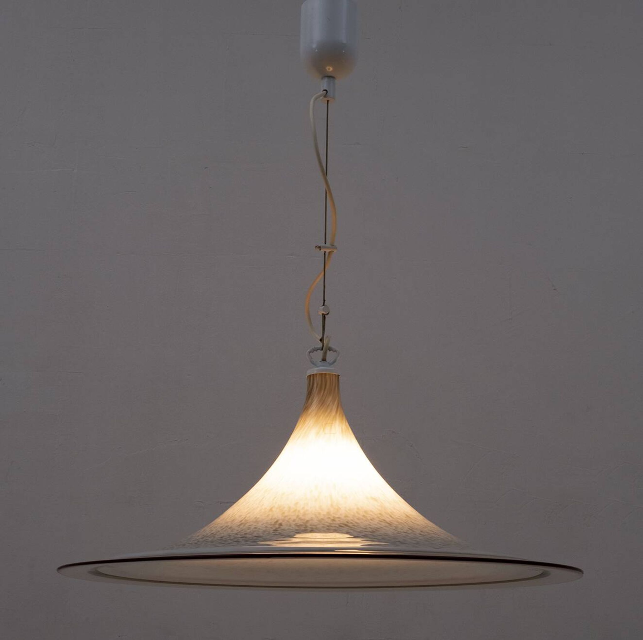 Lustre italien moderne du milieu du siècle en verre de Murano, 1970