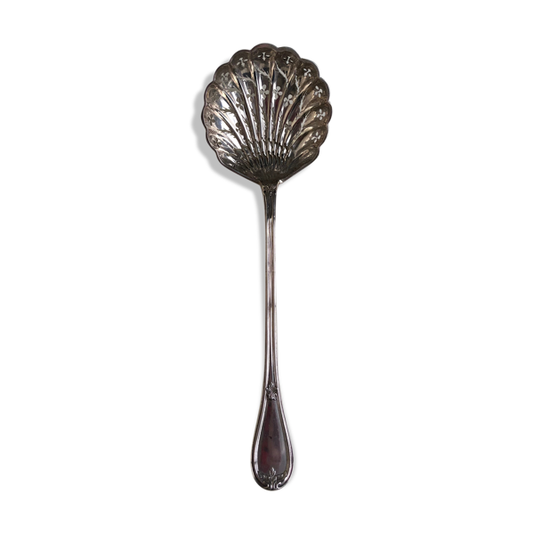 Saupoudreuse en argent