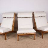 Large Danish Sofa in solid oak and fabric, model GE375 by Hans Wegner for Getama 1960.