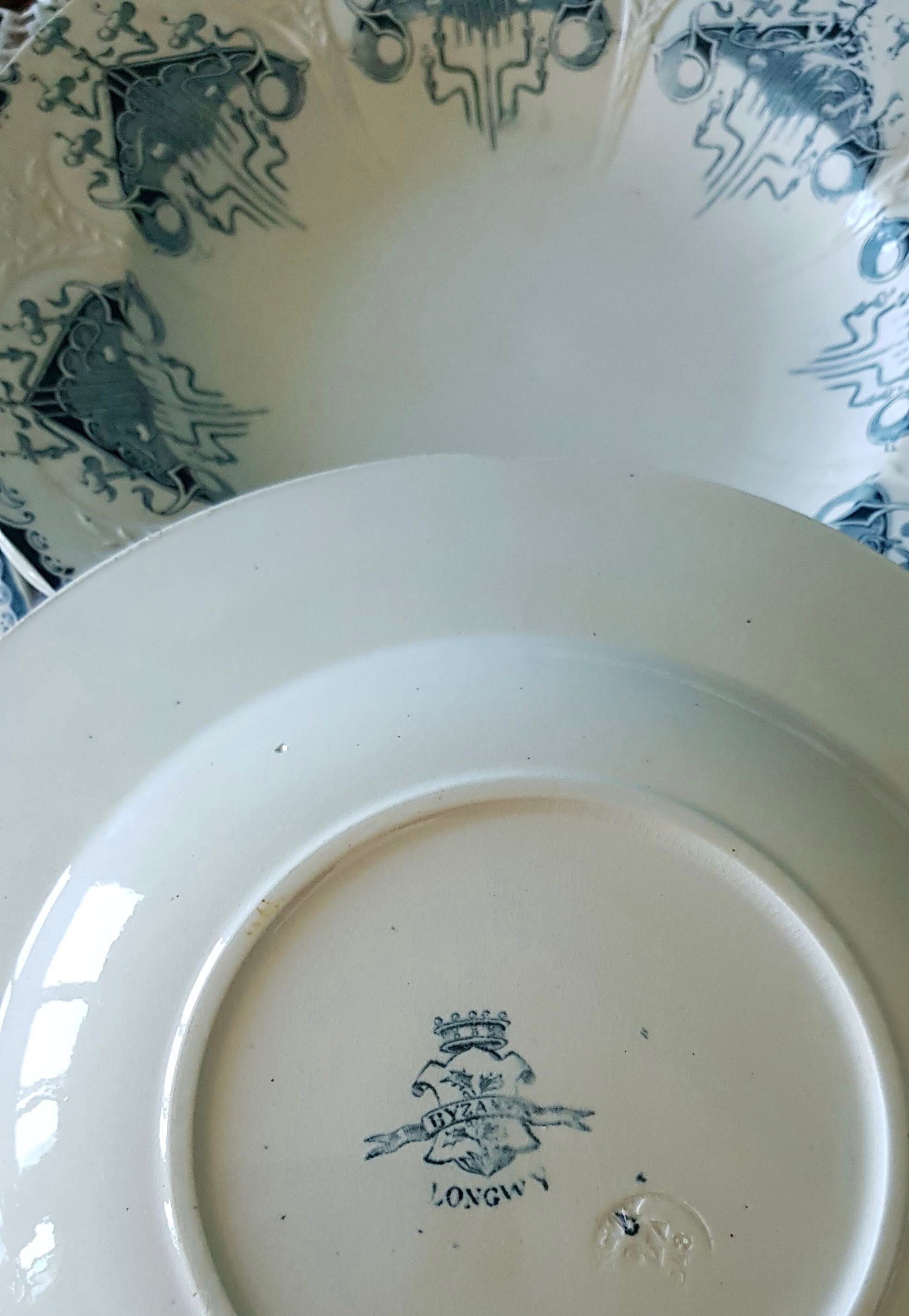 LONGWY set of 4 hollow plates Byzantine style