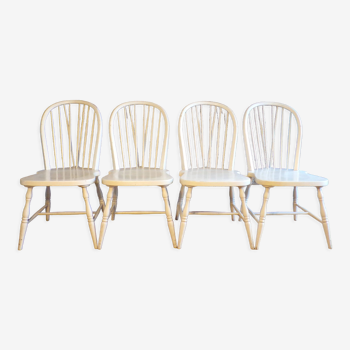 Suite 4 chaises windsor scandinaves