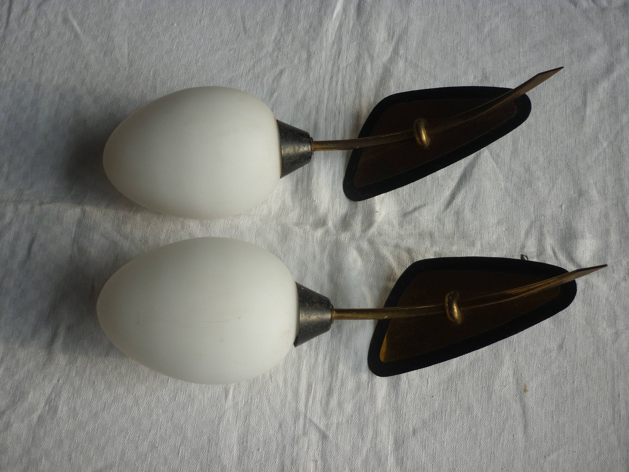Pair of wall sconces