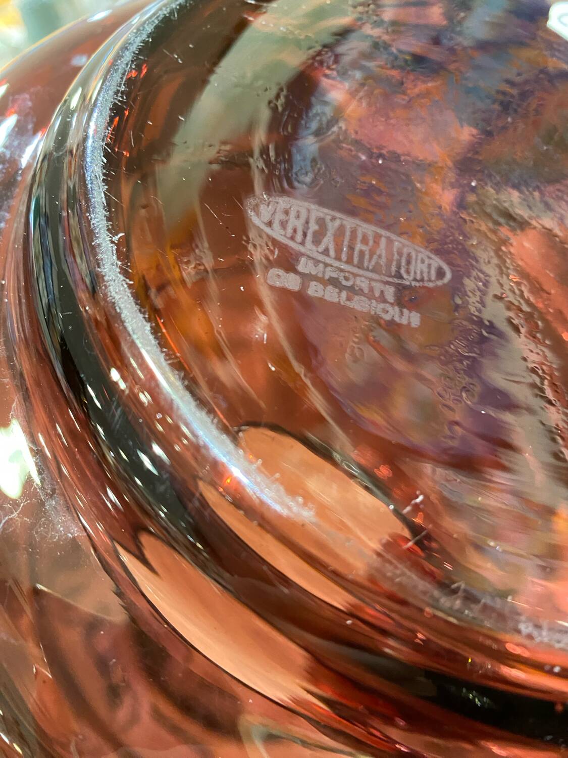 Art Deco vase in purple glass 'Verextrafort'