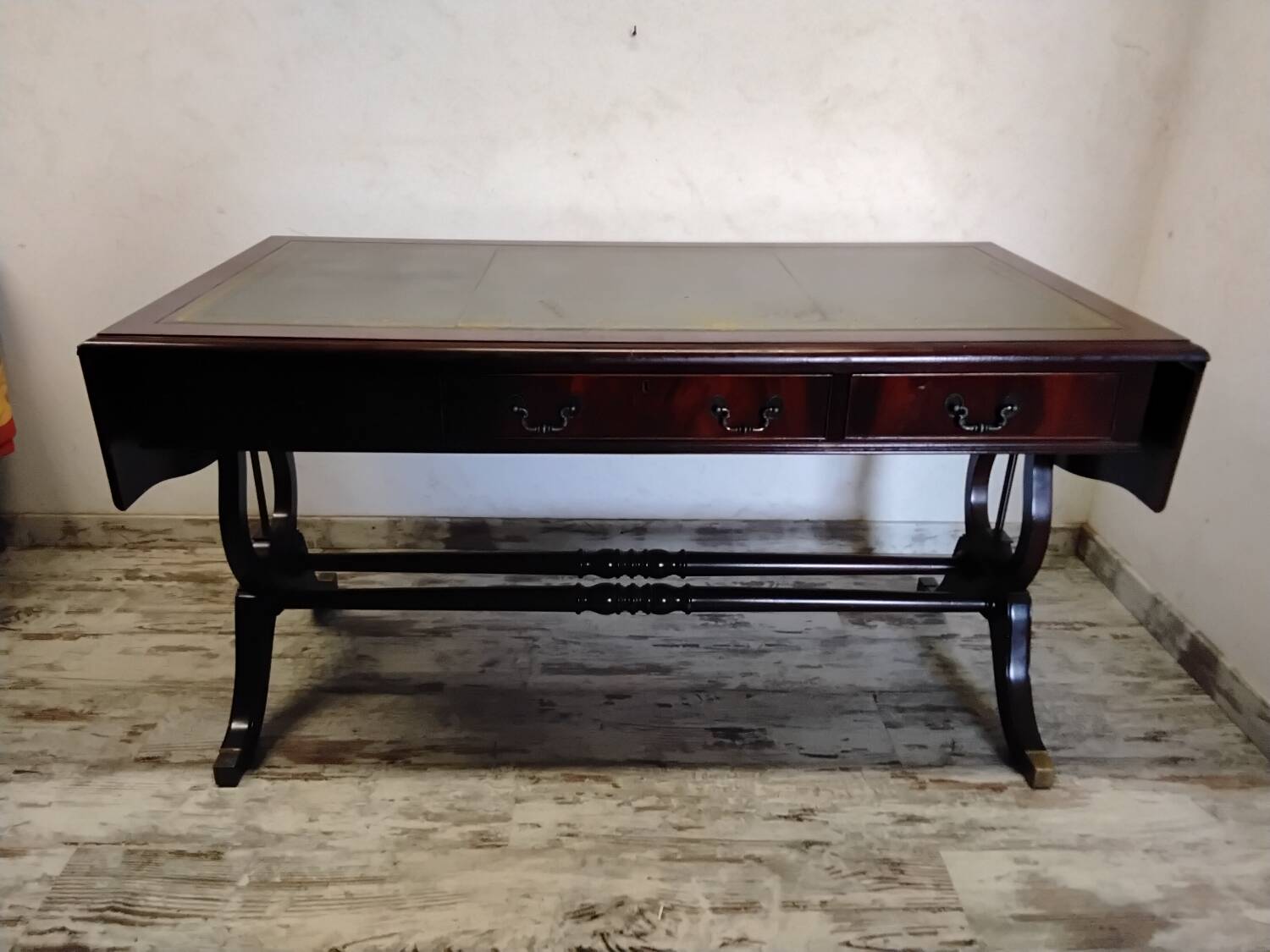 English style desk