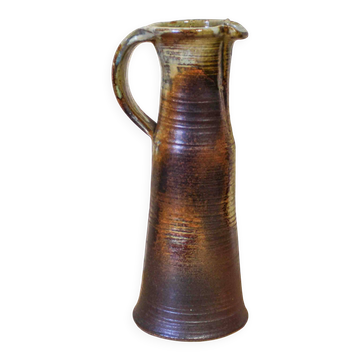 Stoneware jug Christina Guwang