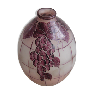 Vase art-déco en pâte de verre