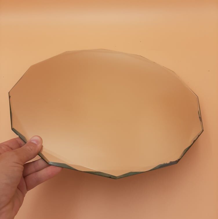 Beveled mirror