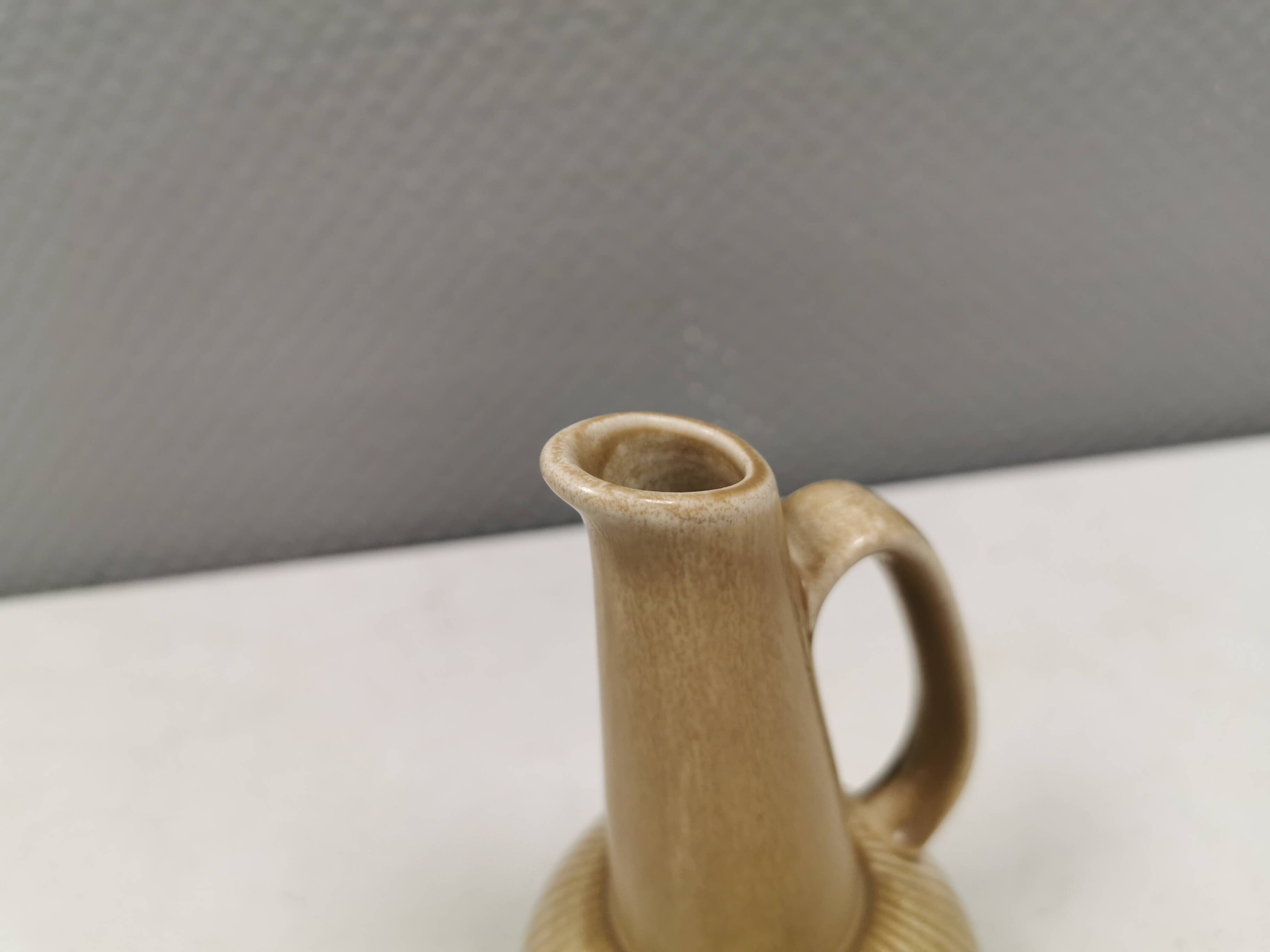 A Ritzi vase with handle by Gunnar Nylund  for Rörstrand, Sweden 1960s.