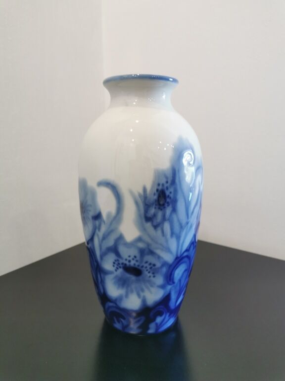 Porcelain vase by Camille Tharaud