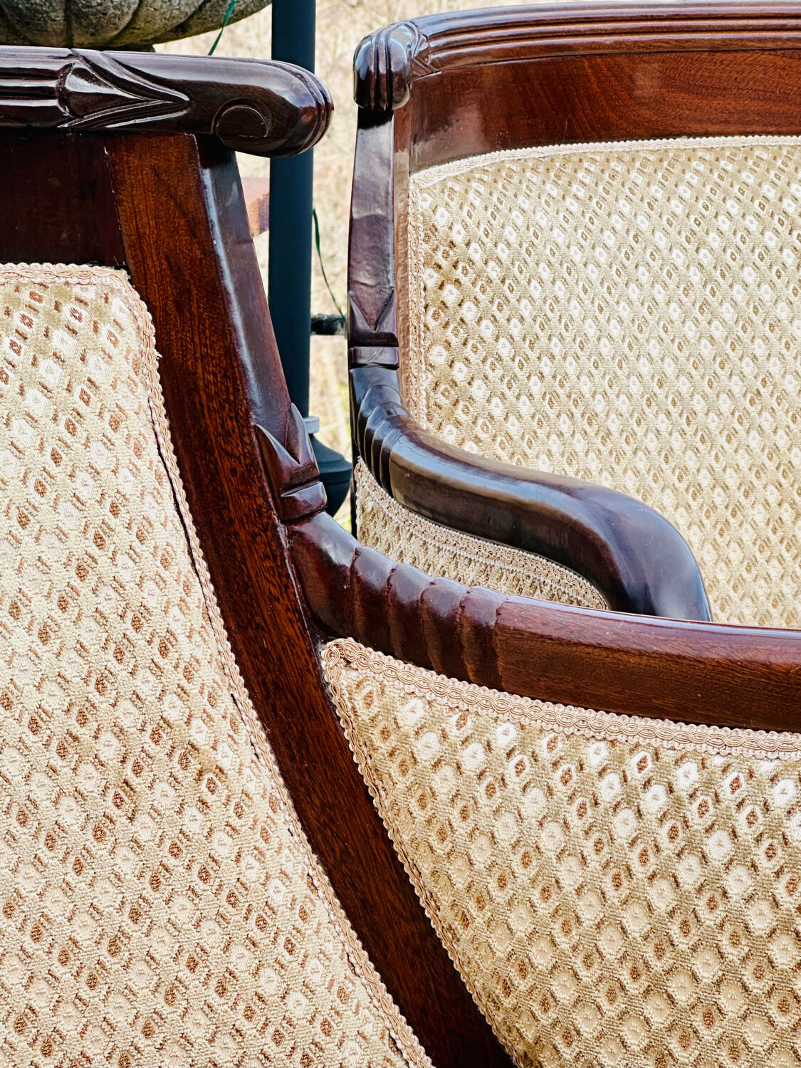 Mobilier de salon en Acajou Massif D’époque Empire