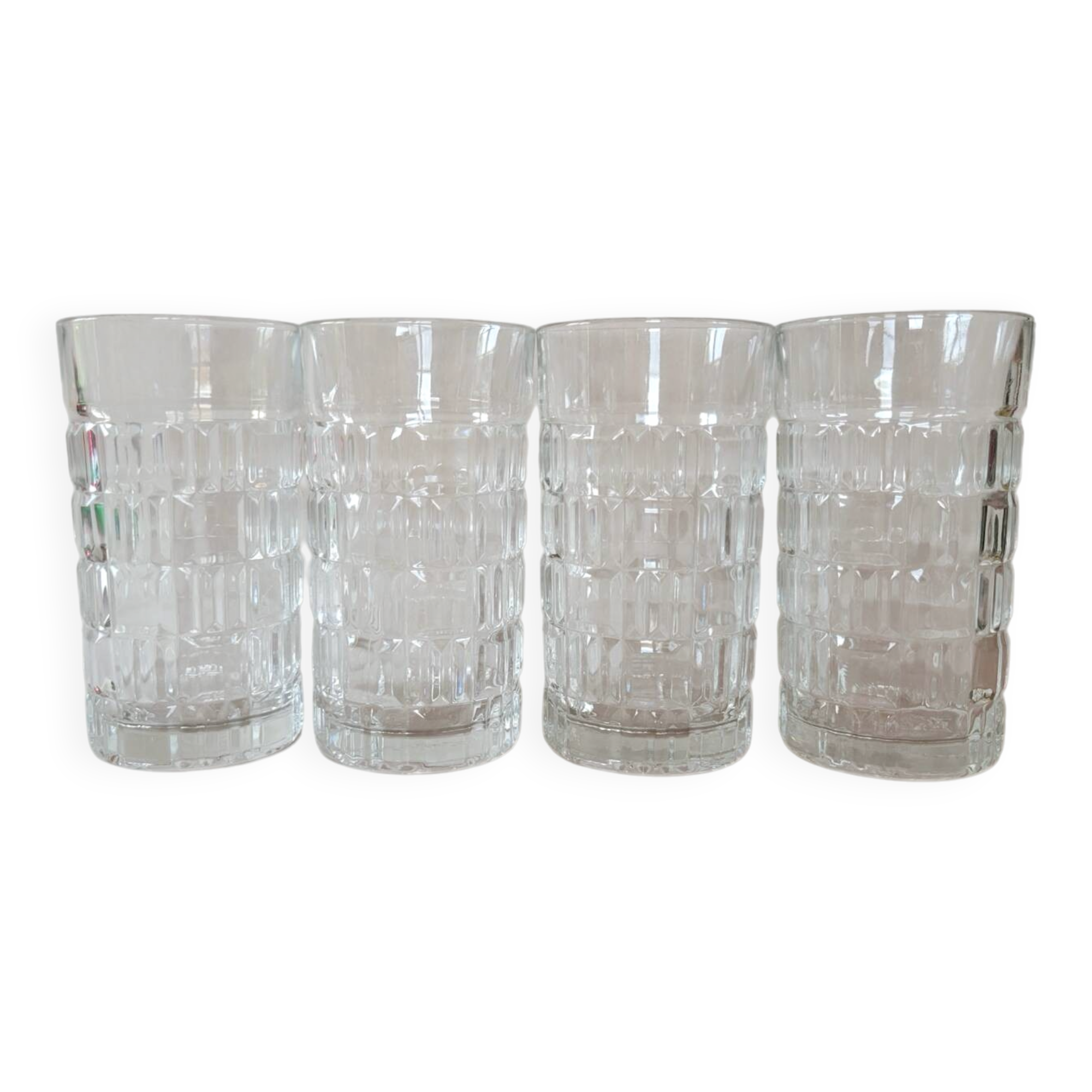 4 Préfontaines glasses