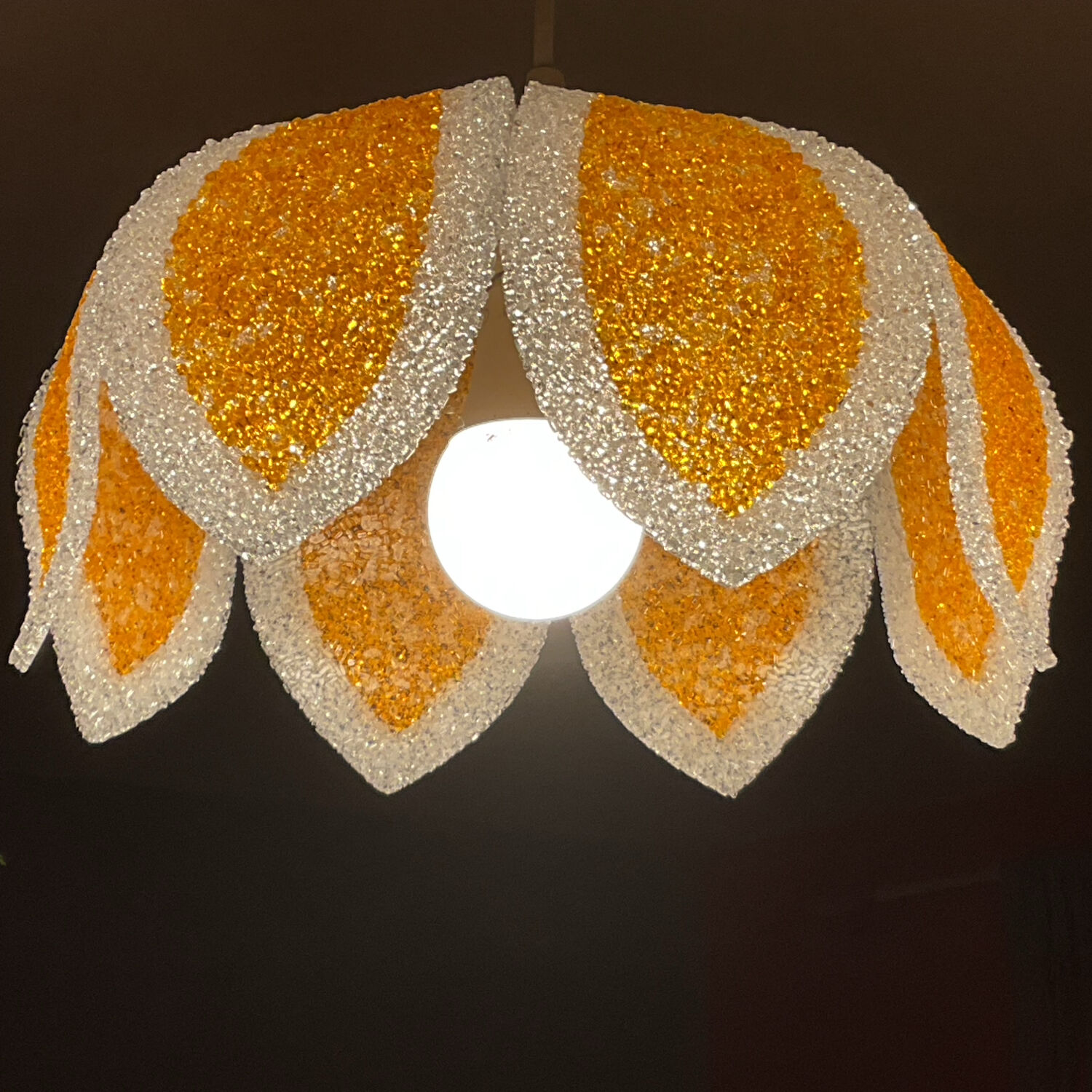 Suspension vintage fleur orange