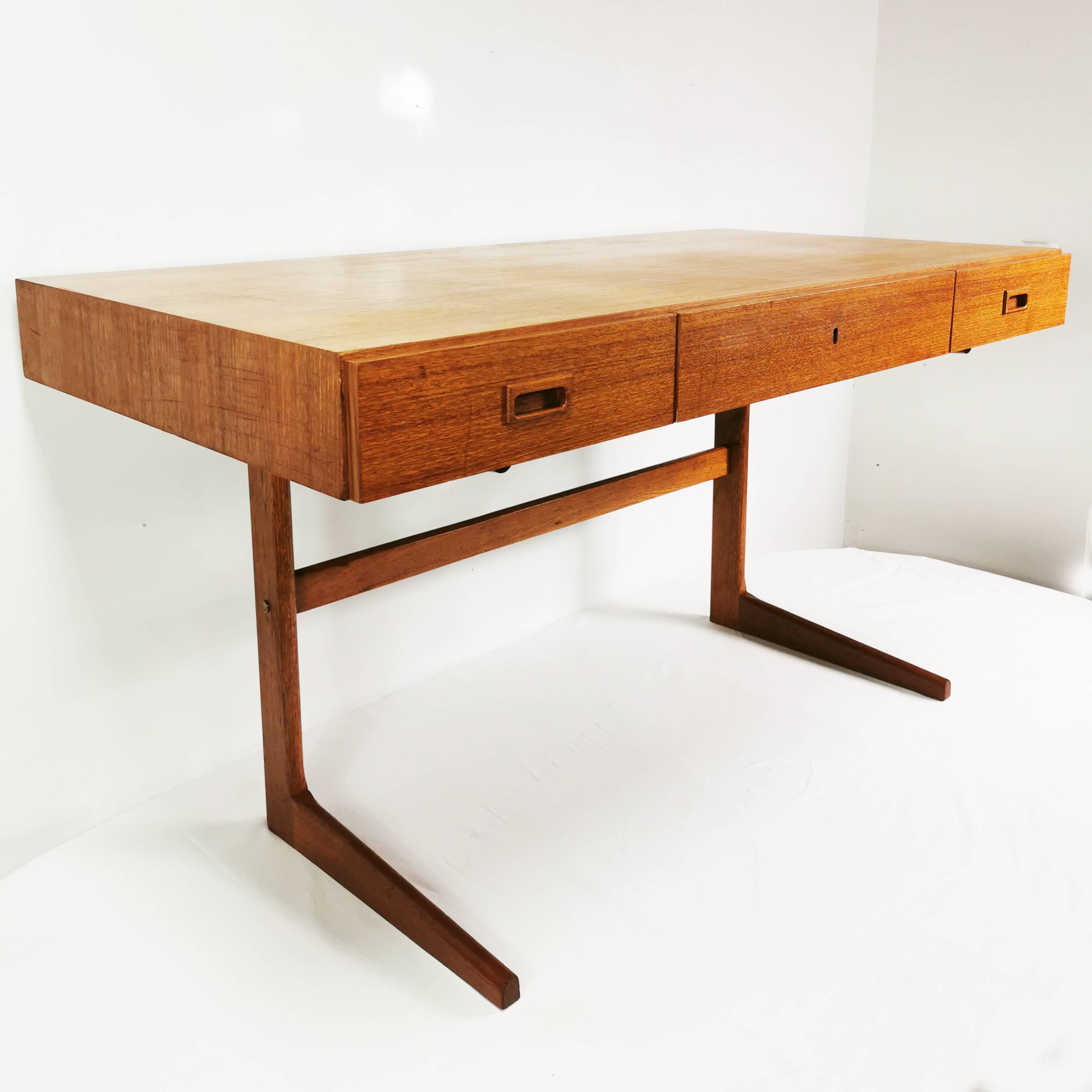 Modernist teak desk, designed by Gorg Petersen, Denmark, 1960s