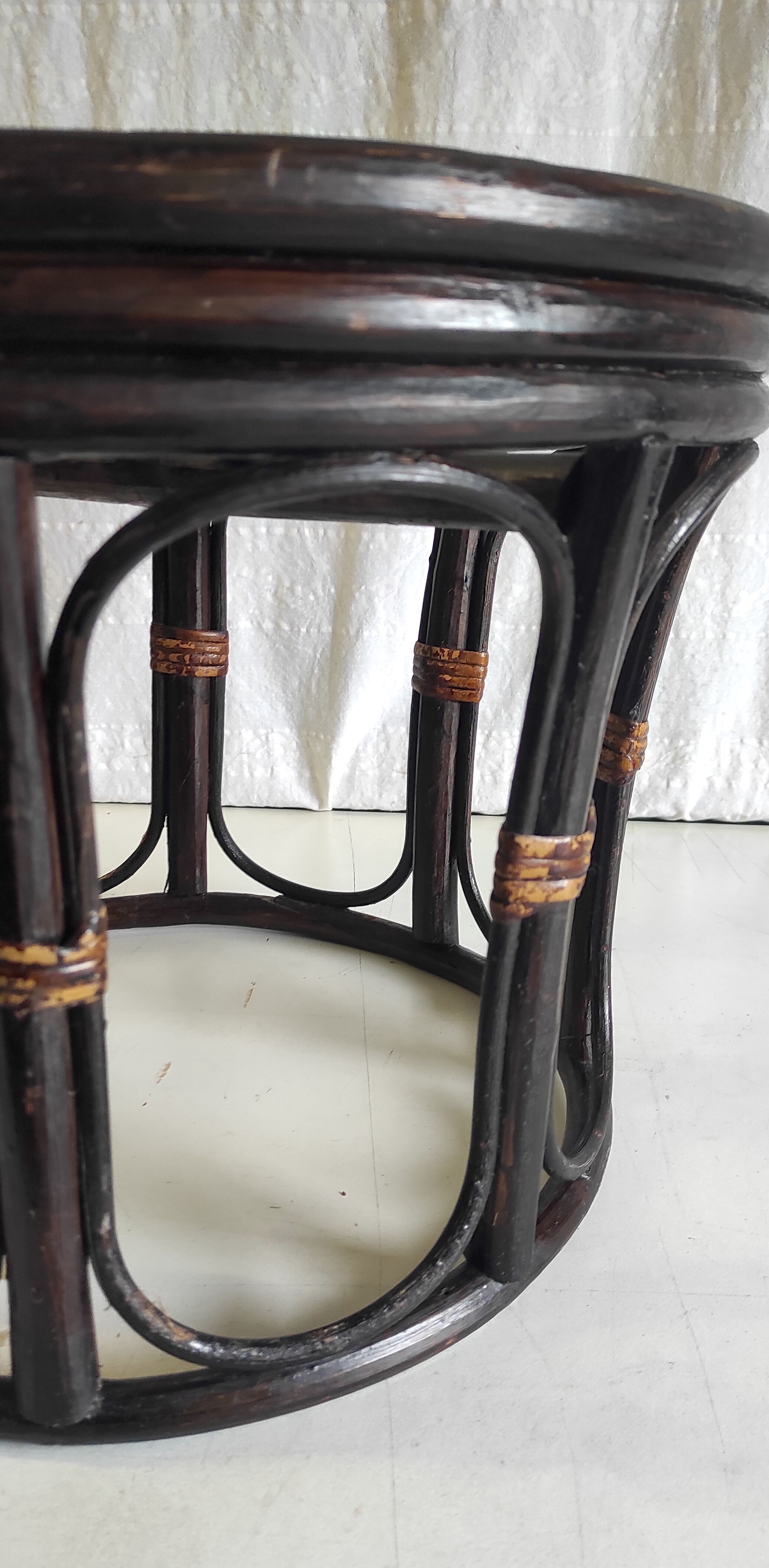 Rattan stool and fabric cushion – 80s/90s