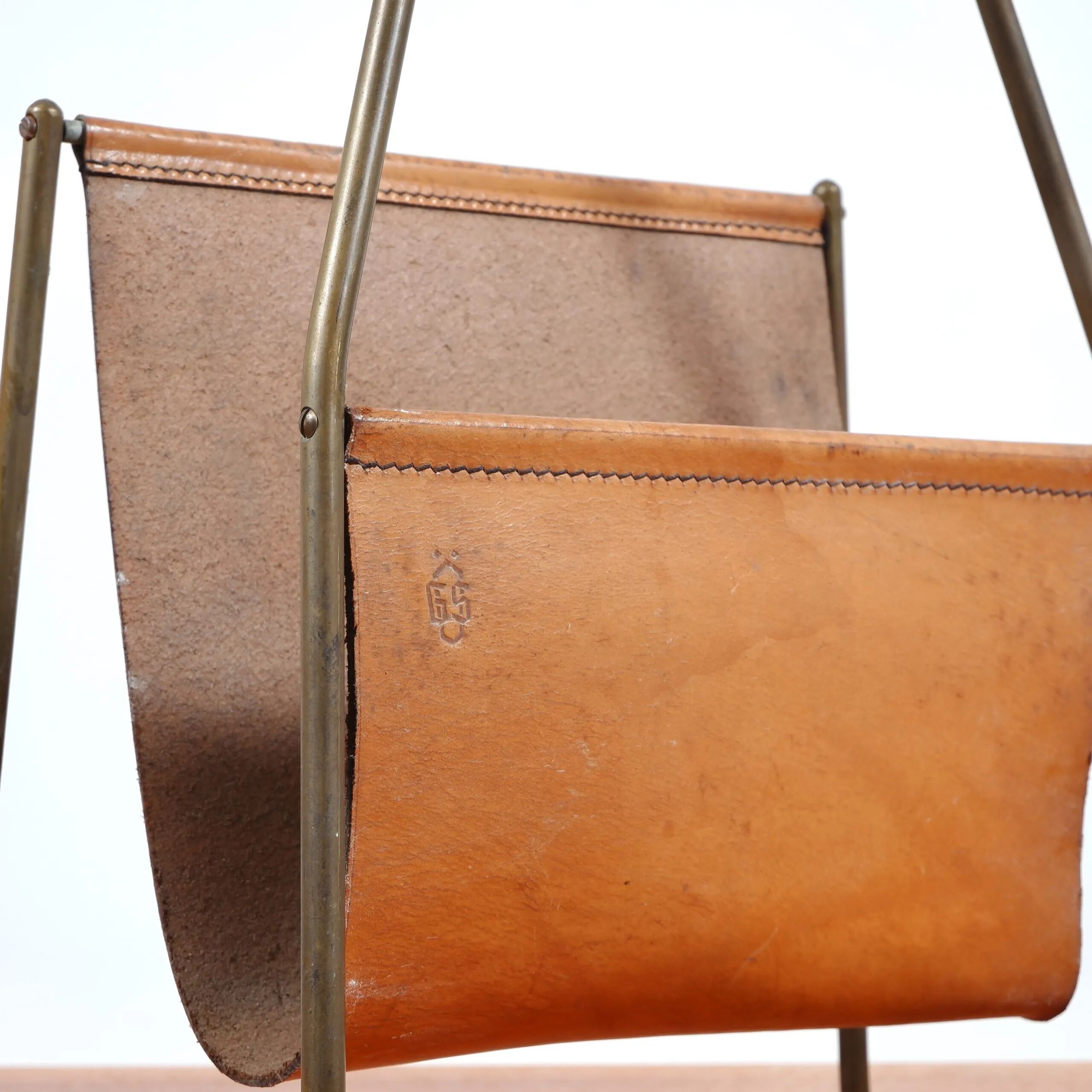 Carl Auböck magazine rack model 3808 leather
