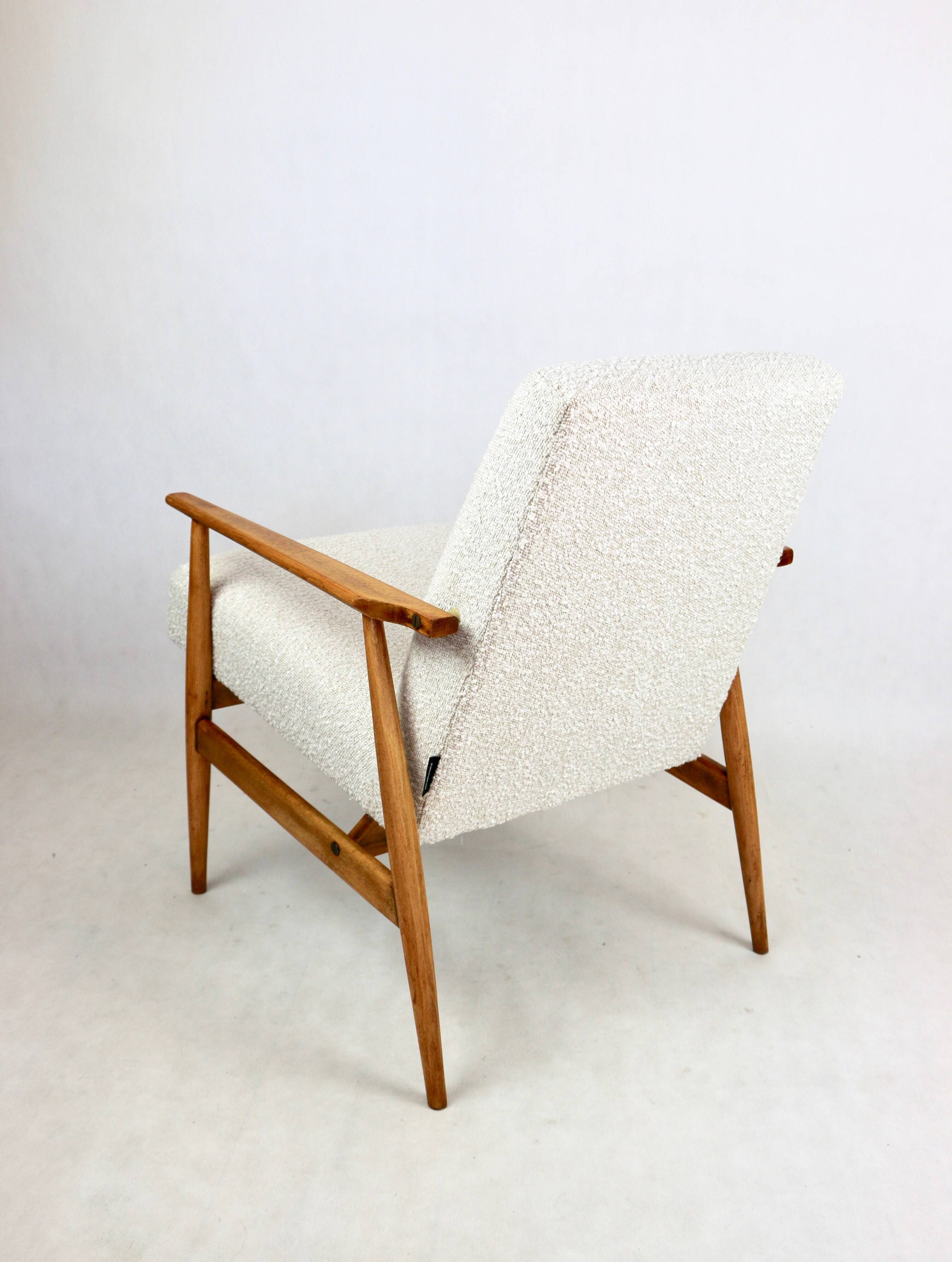 Armchair 'Lis', 1970s, white boucle, design by Henryk Lis - natural beech wood