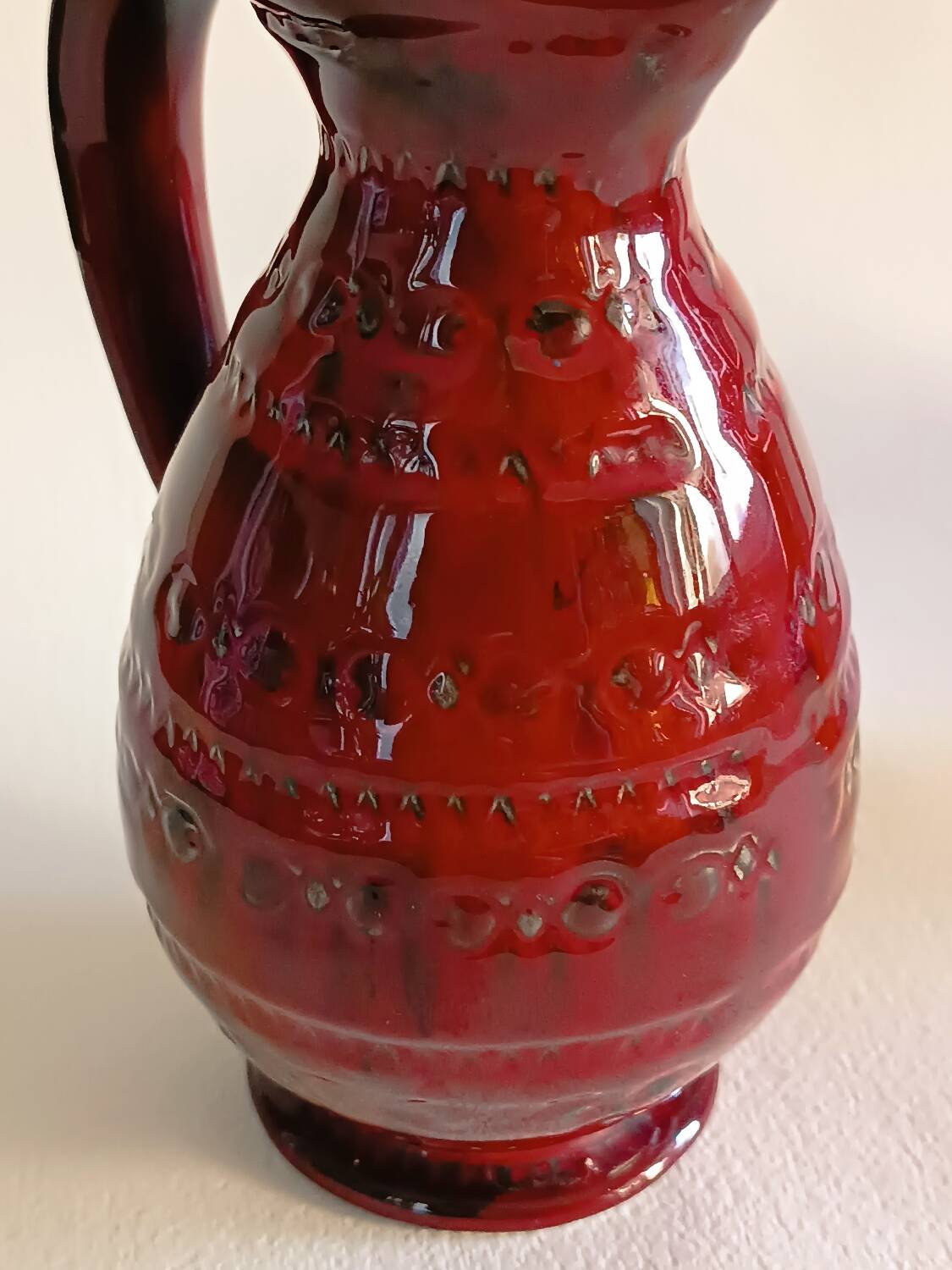 Aldo Londi red pitchers