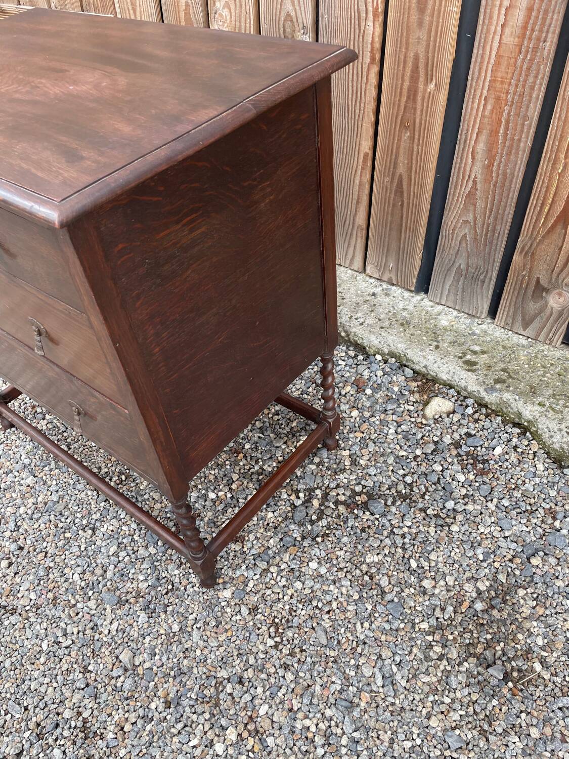 Petite commode anglaise