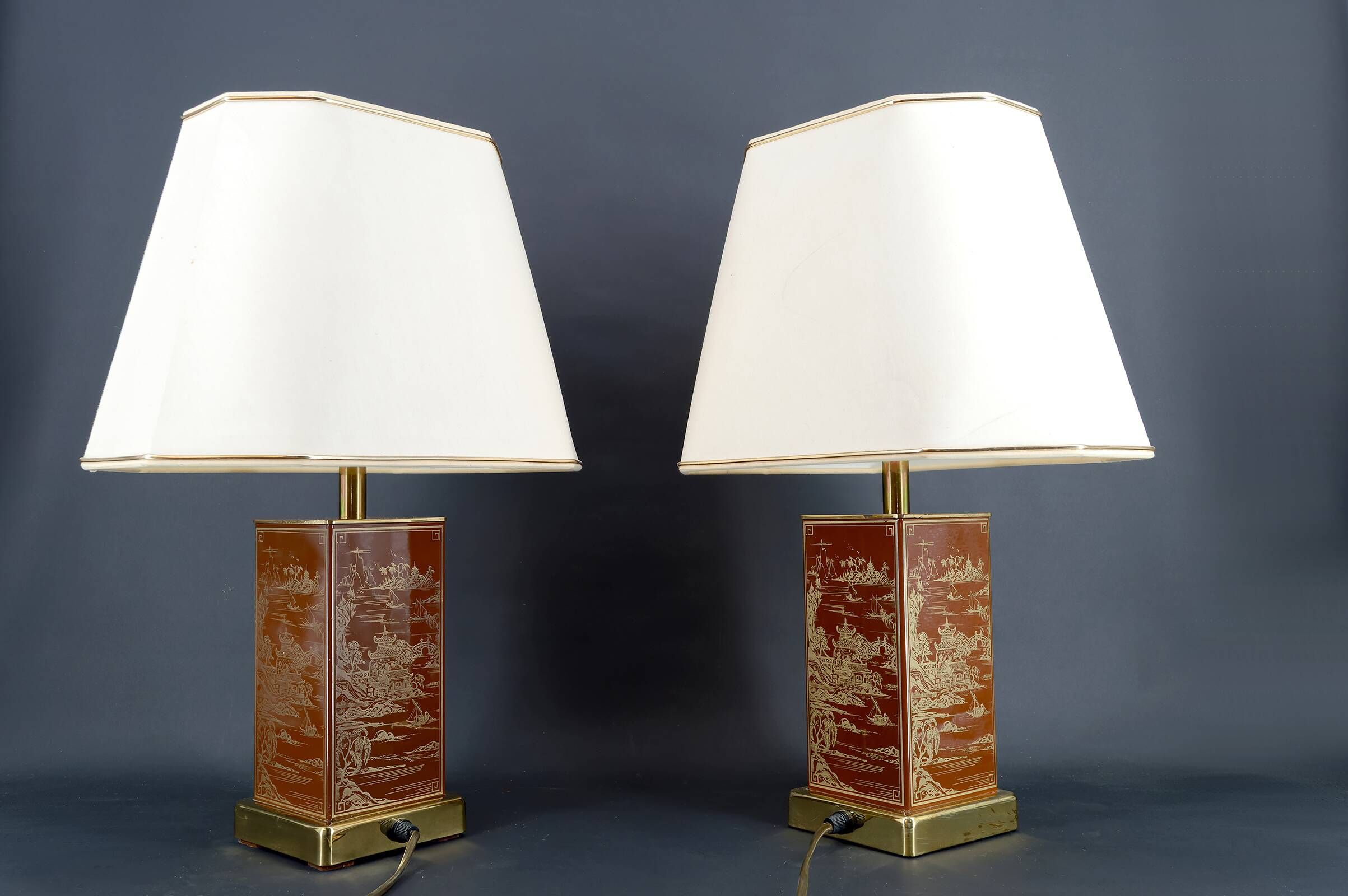 Pair of Chinese and Japanese Style Lamps