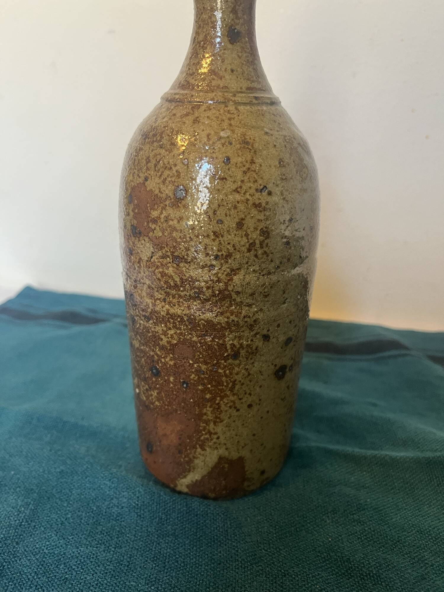 Fine vase in pyrite stone