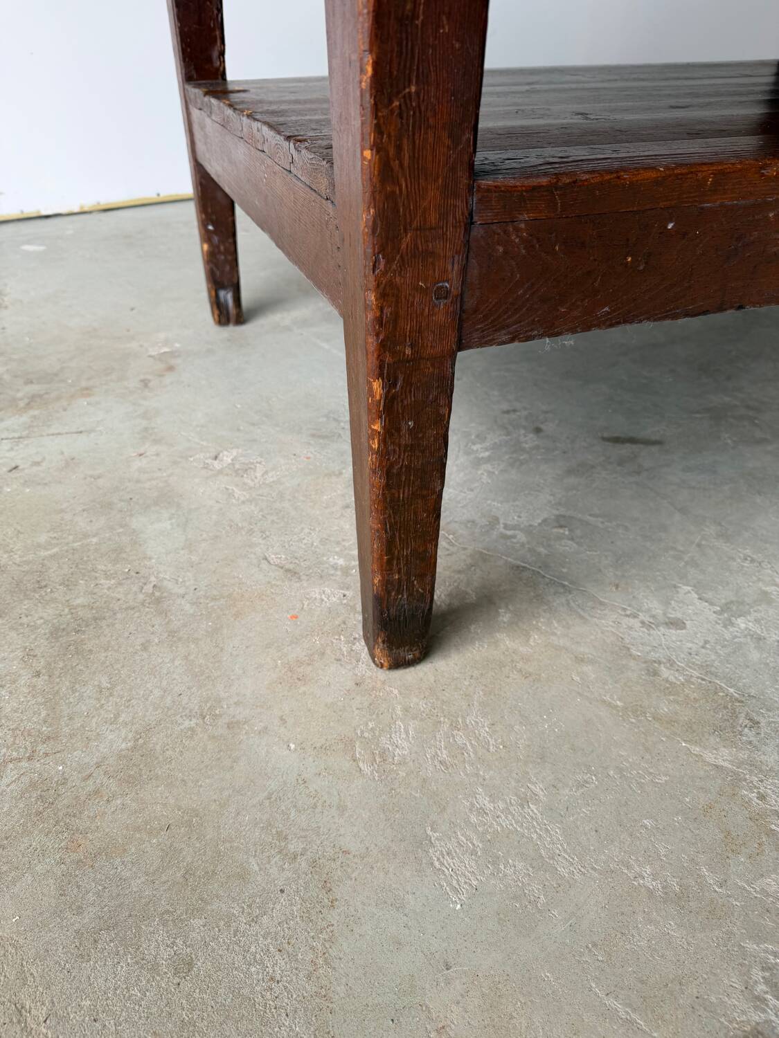 Antique draper's workbench / haberdashery table in solid wood from the early 20th century.