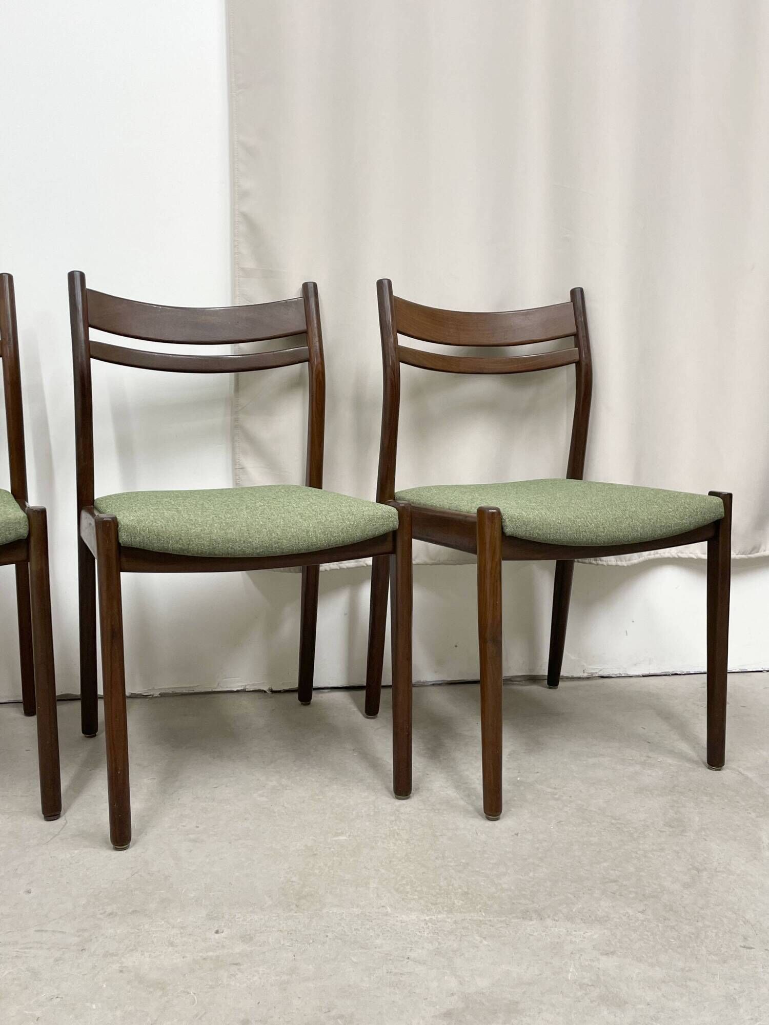 4 Italian chairs Gessef Consorzio Sedie Friuli
