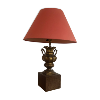 Table lamp