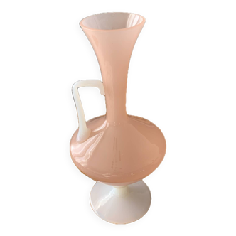 Très beau vase opaline rose