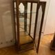 Solid display cabinet with 1 drawer