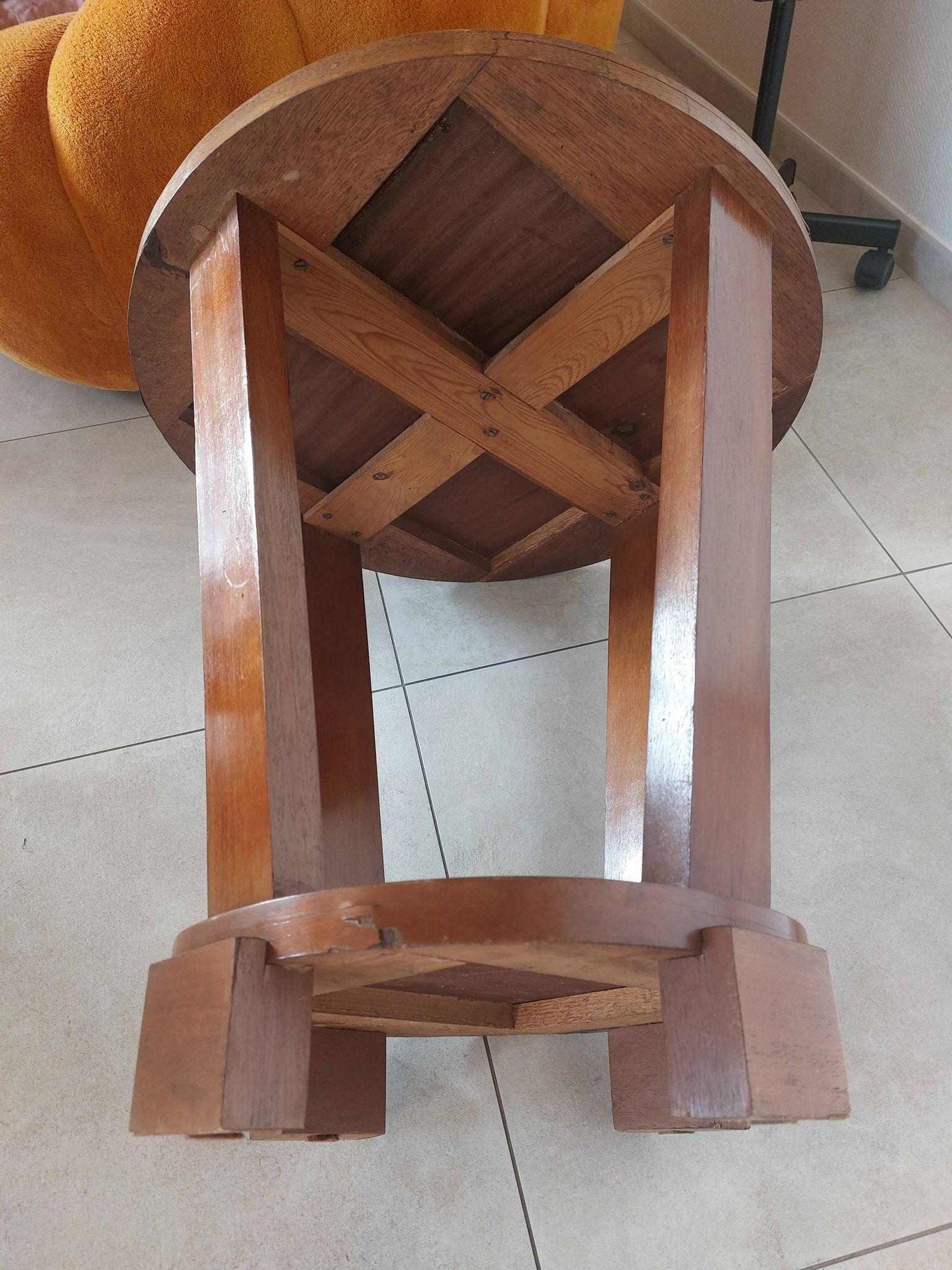 round Art Deco side table