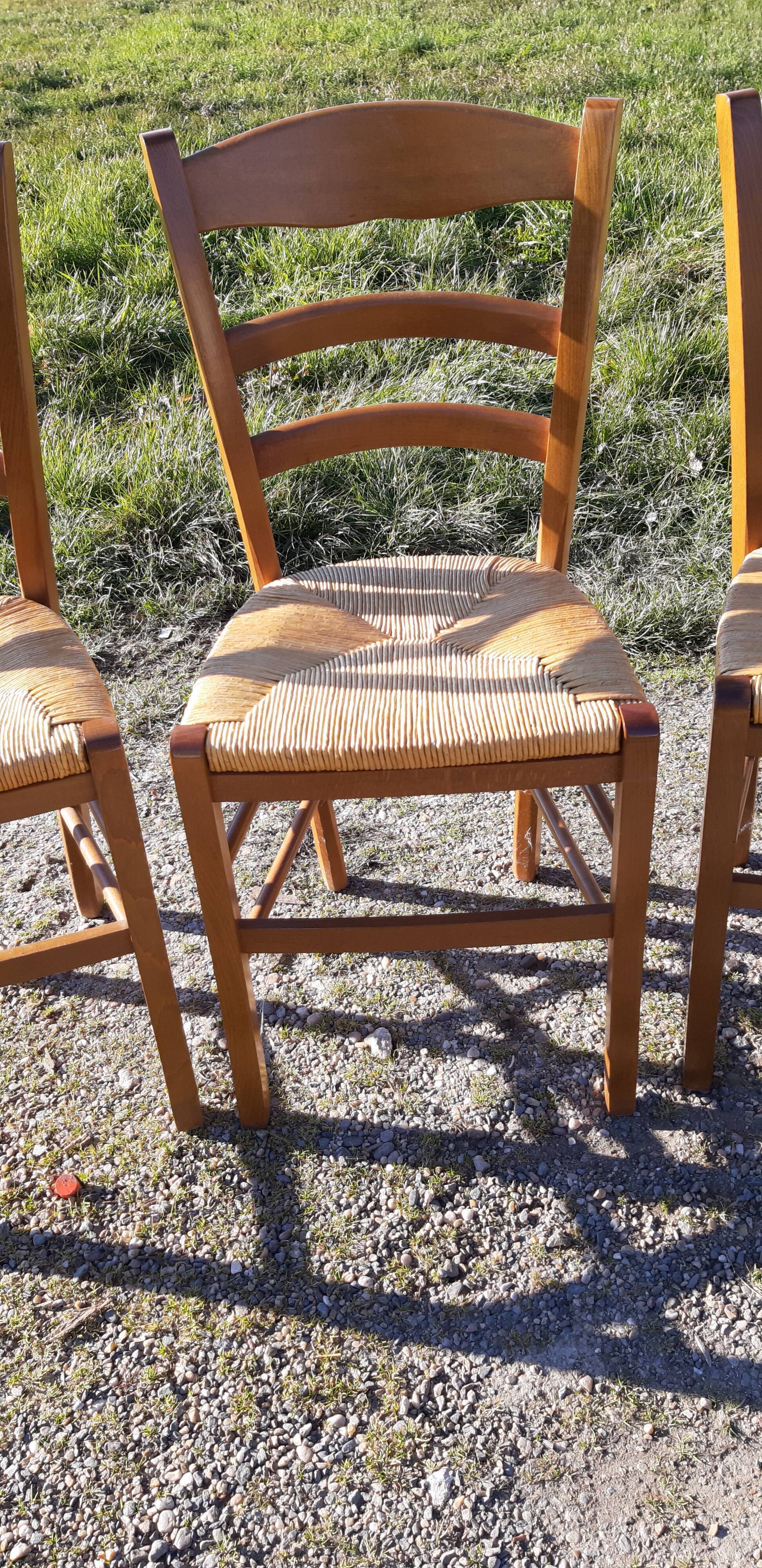 6 straw chairs