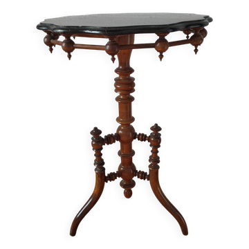 Guéridon de style Napoléon III en bois tourné