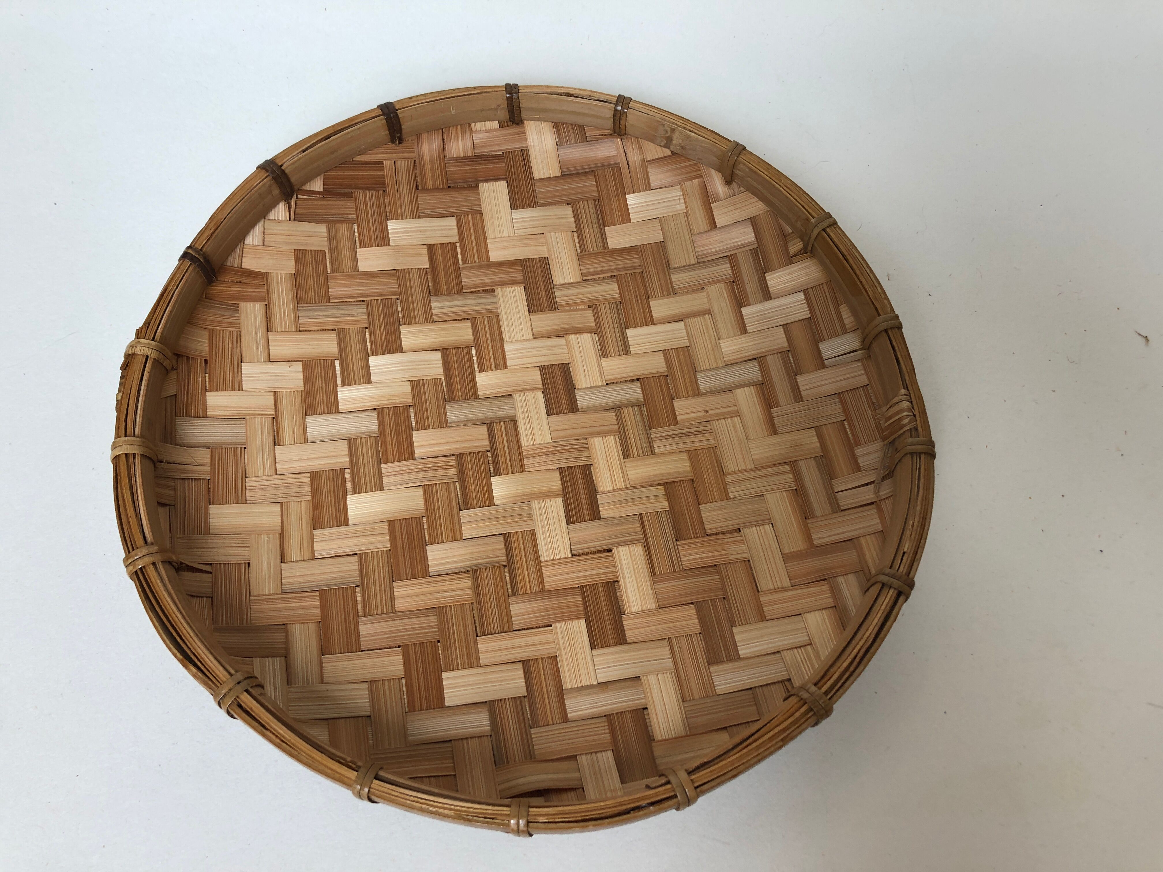 Basket with lid