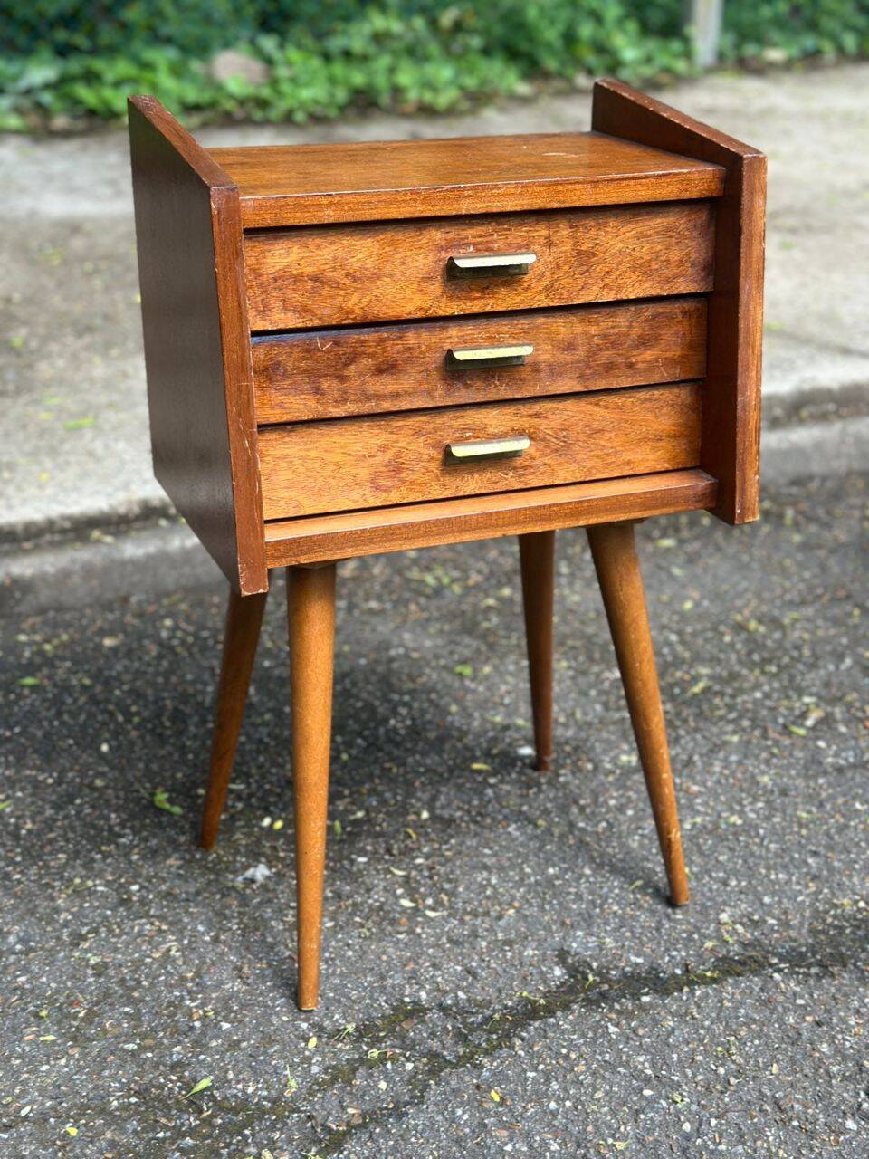 Scandinavian bedside table in oak from the 1960s with tapered legs and 3 drawers.