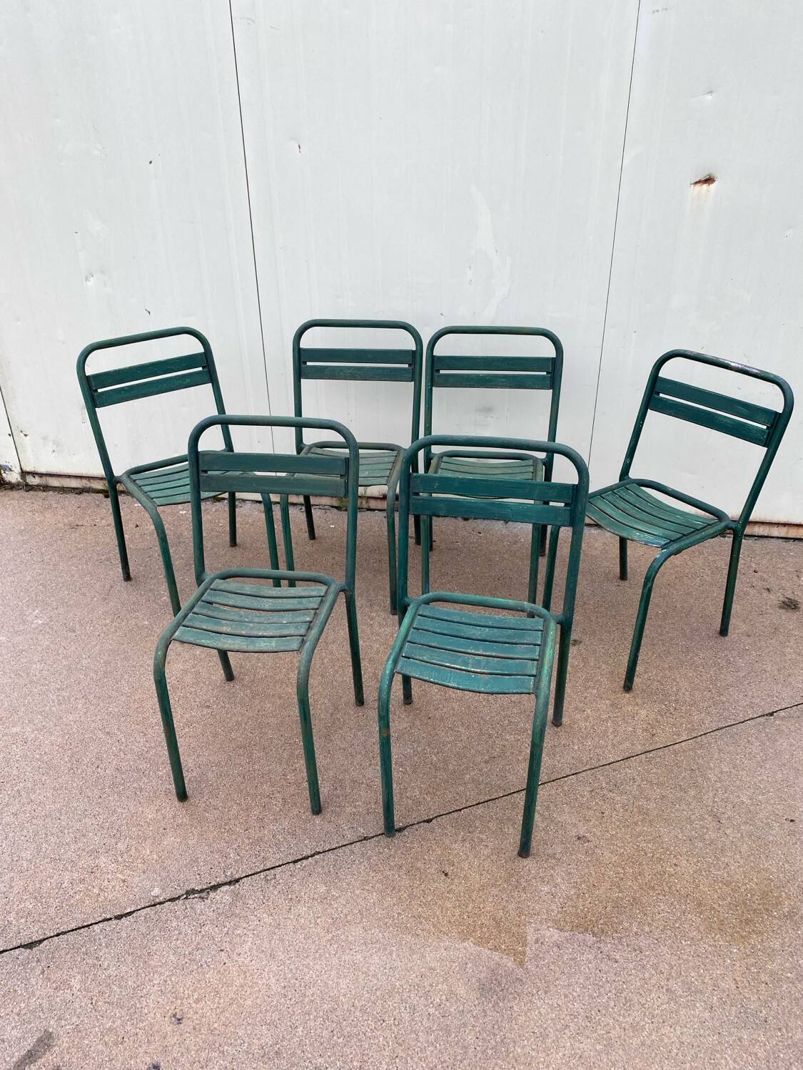 Set of 6 Tolix T1 metal chairs