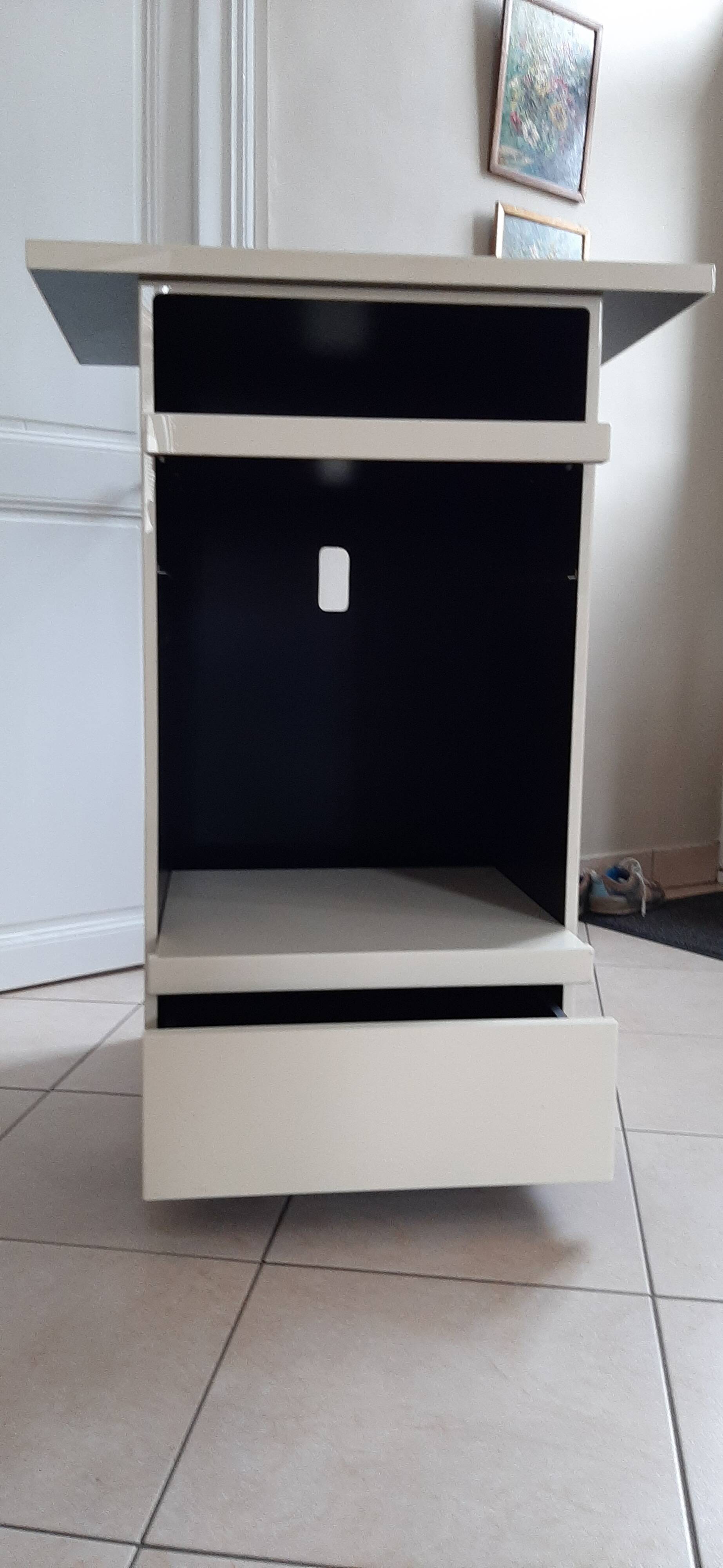 Cream lacquered HFI TV cabinet by David Lange