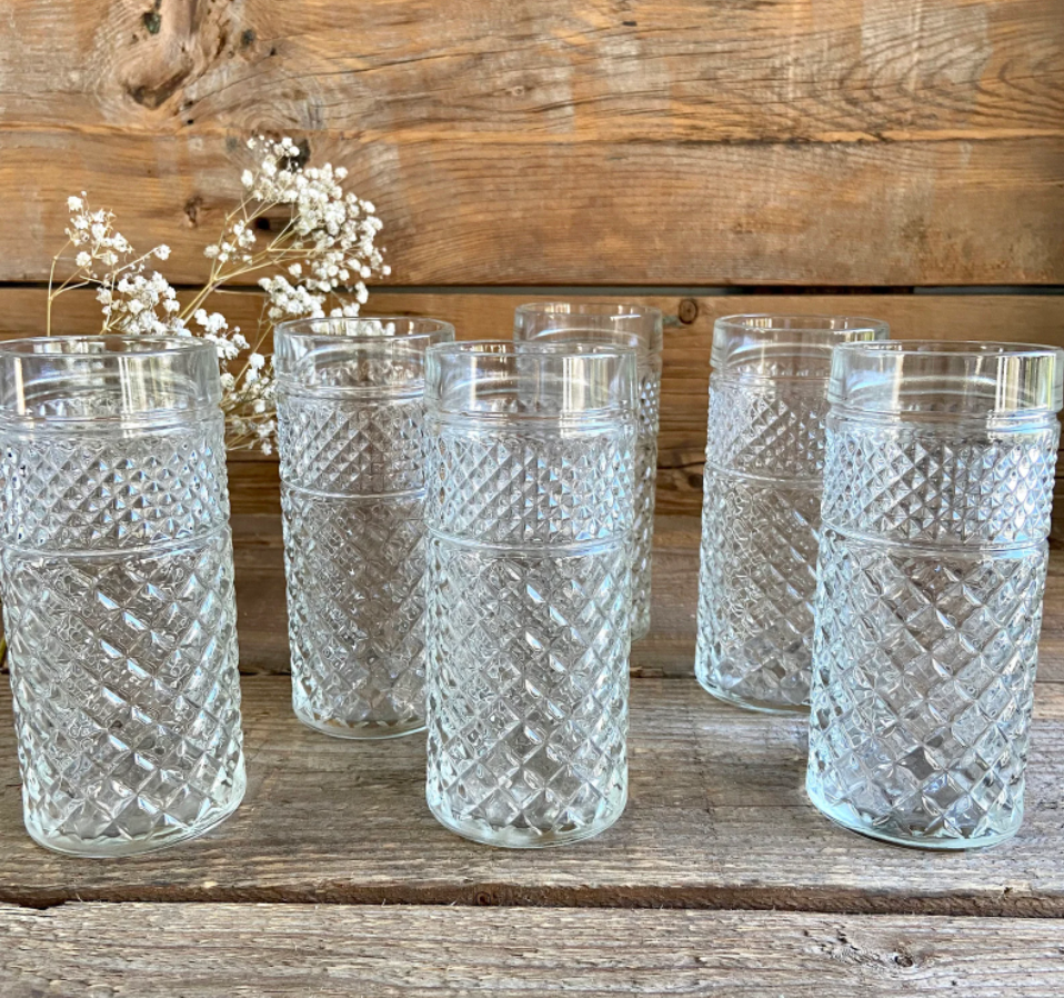 Set of 6 vintage glasses