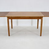 1960s Danish Extendable Dining Table in Oak