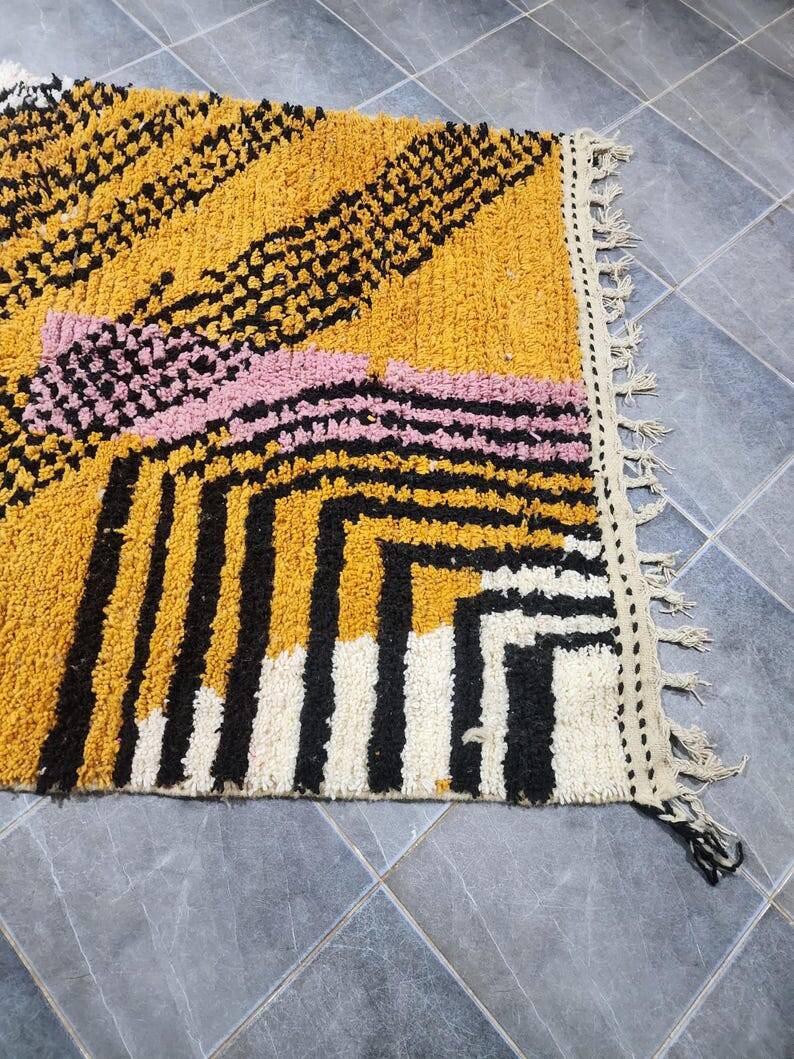 Handmade Moroccan rug 200cm x 300cm