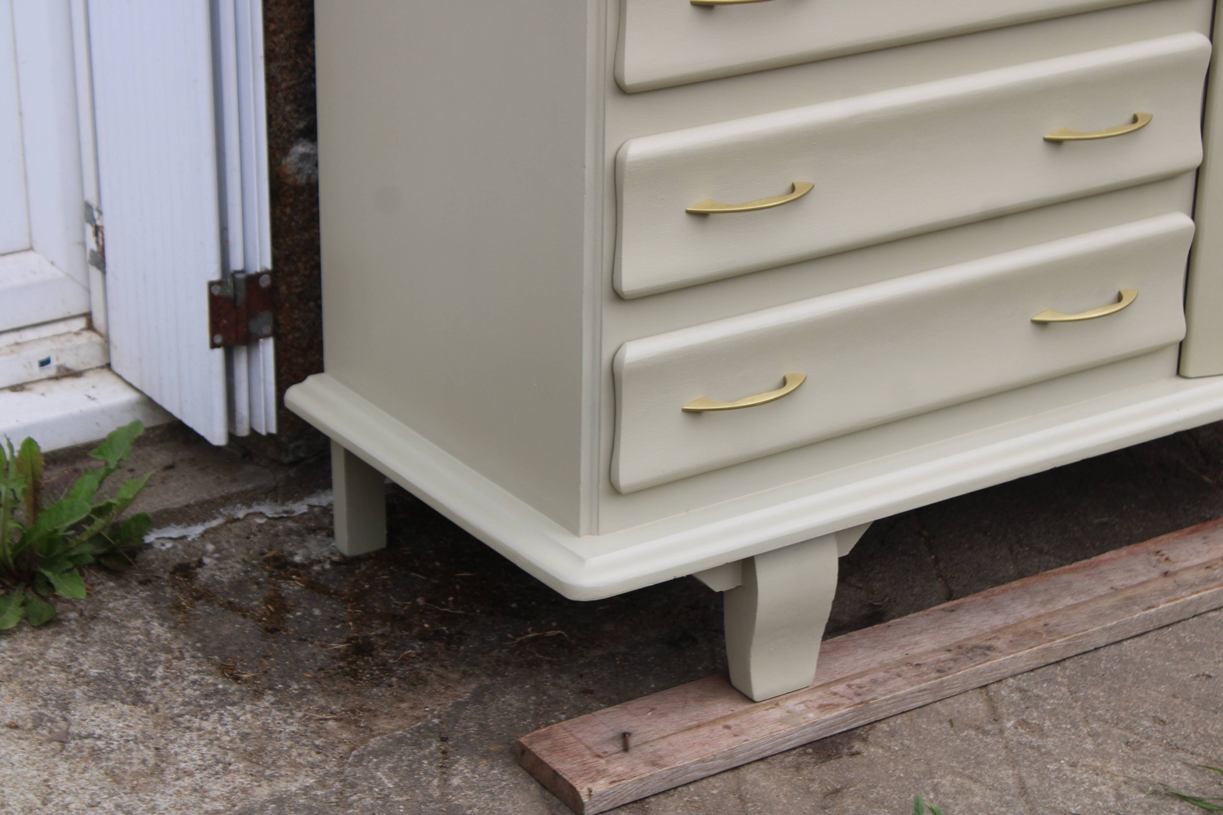 Asymmetrical Art Deco Chest of Drawers – Marble & Cream Green