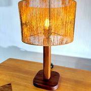 Lampe de table vintage en pin et teck avec nouvel abat-jour, années 70.