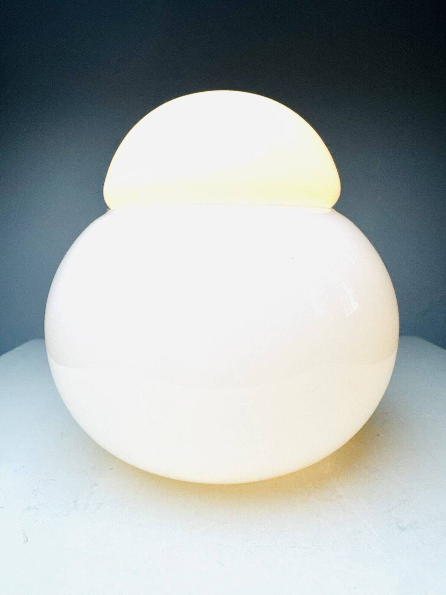 Daruma Picolla Model 5028 Milk Glass Sphere By Sergio Asti For Candle Milano, Italy 1980S