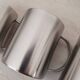 4 Grandes Tasses en inox et son support métallique