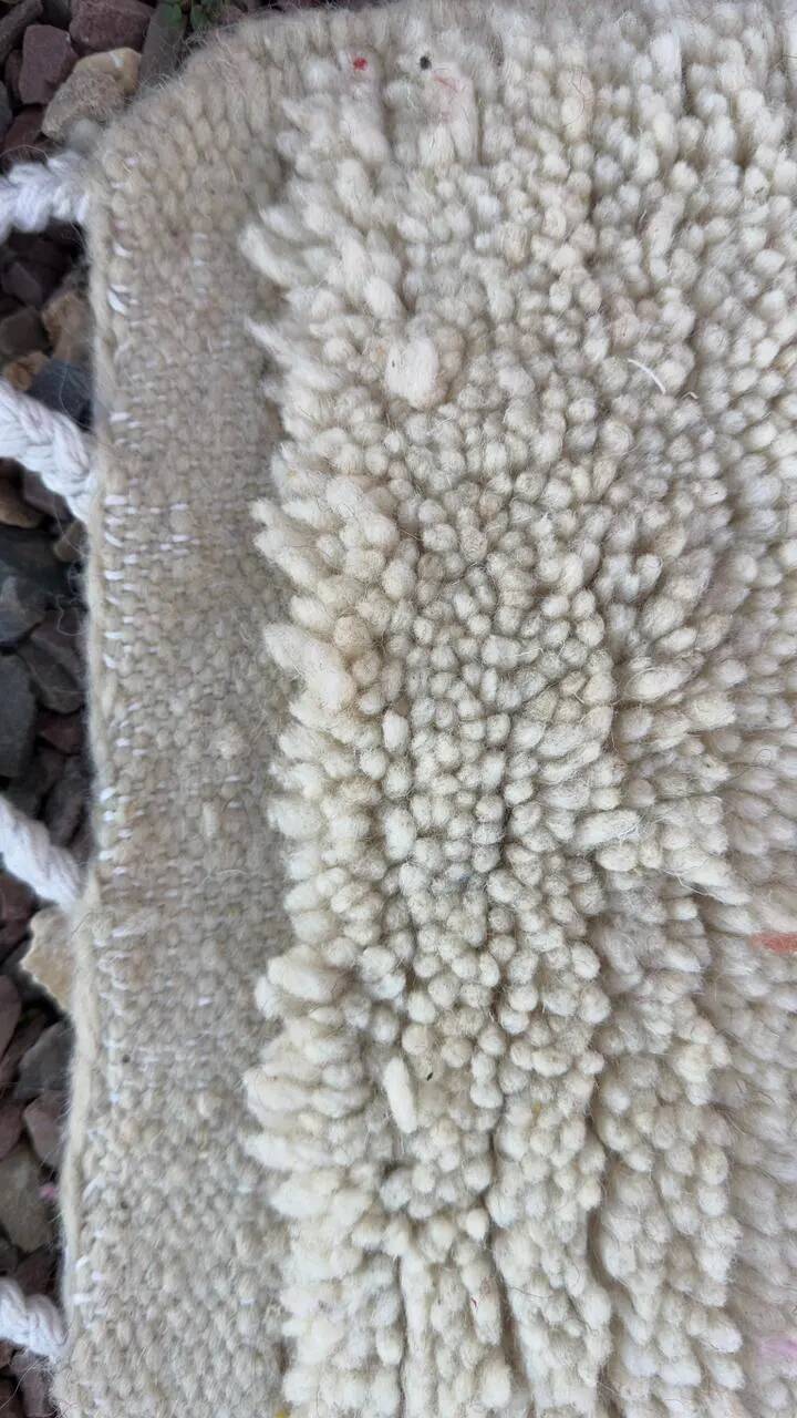 Handmade pure wool Moroccan rug 3x2 m