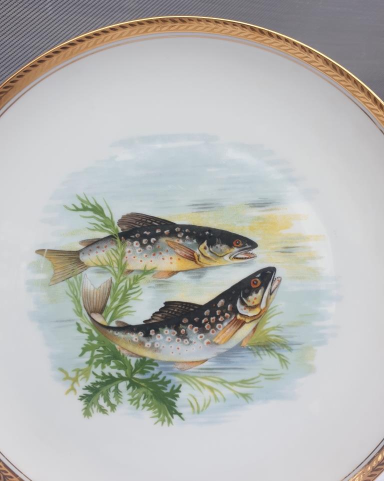 Set 12 plates porcelain fish edge laurel gold Bernardaud