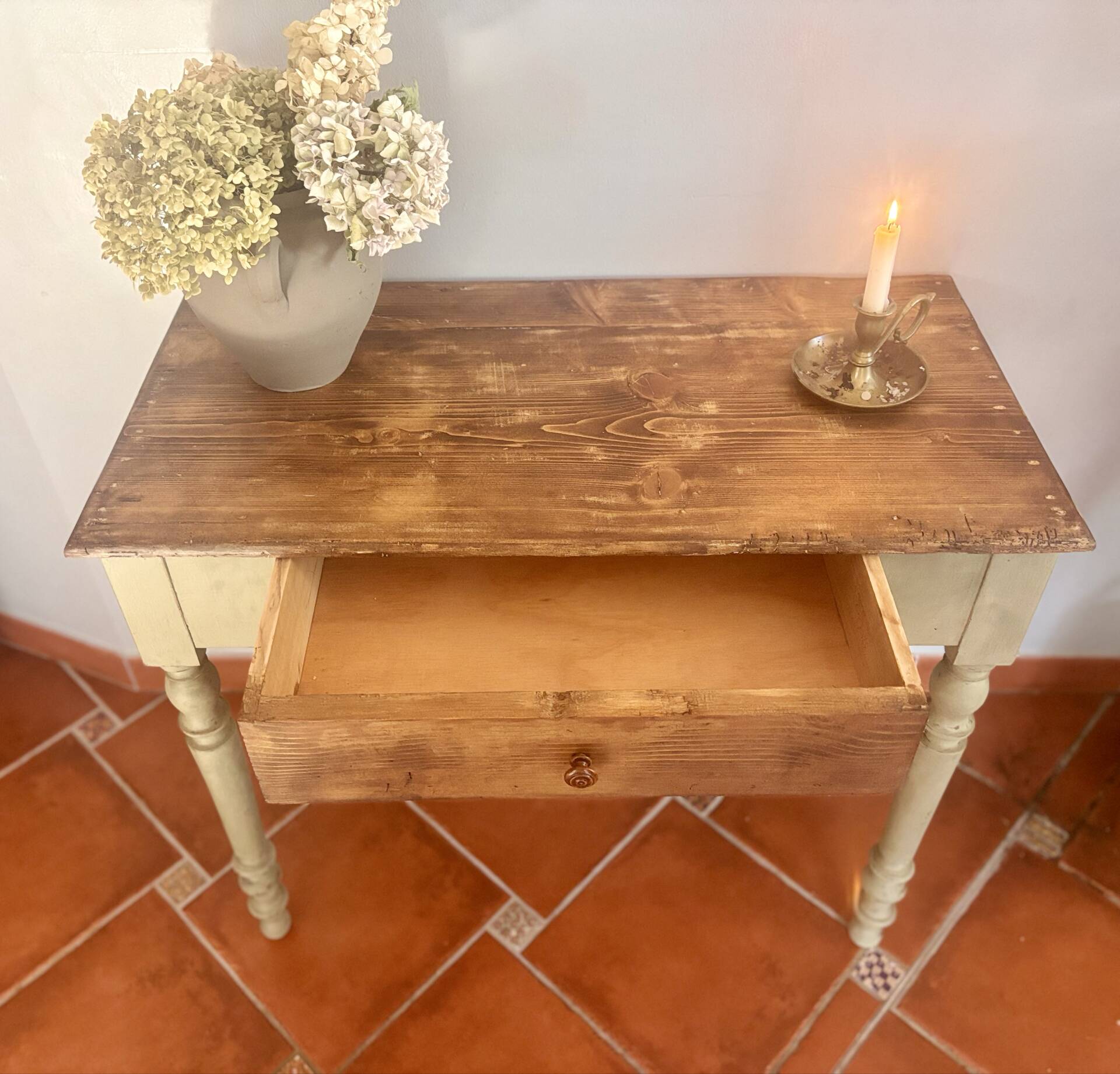 Old patinated wooden console – French country spirit, turned legs.