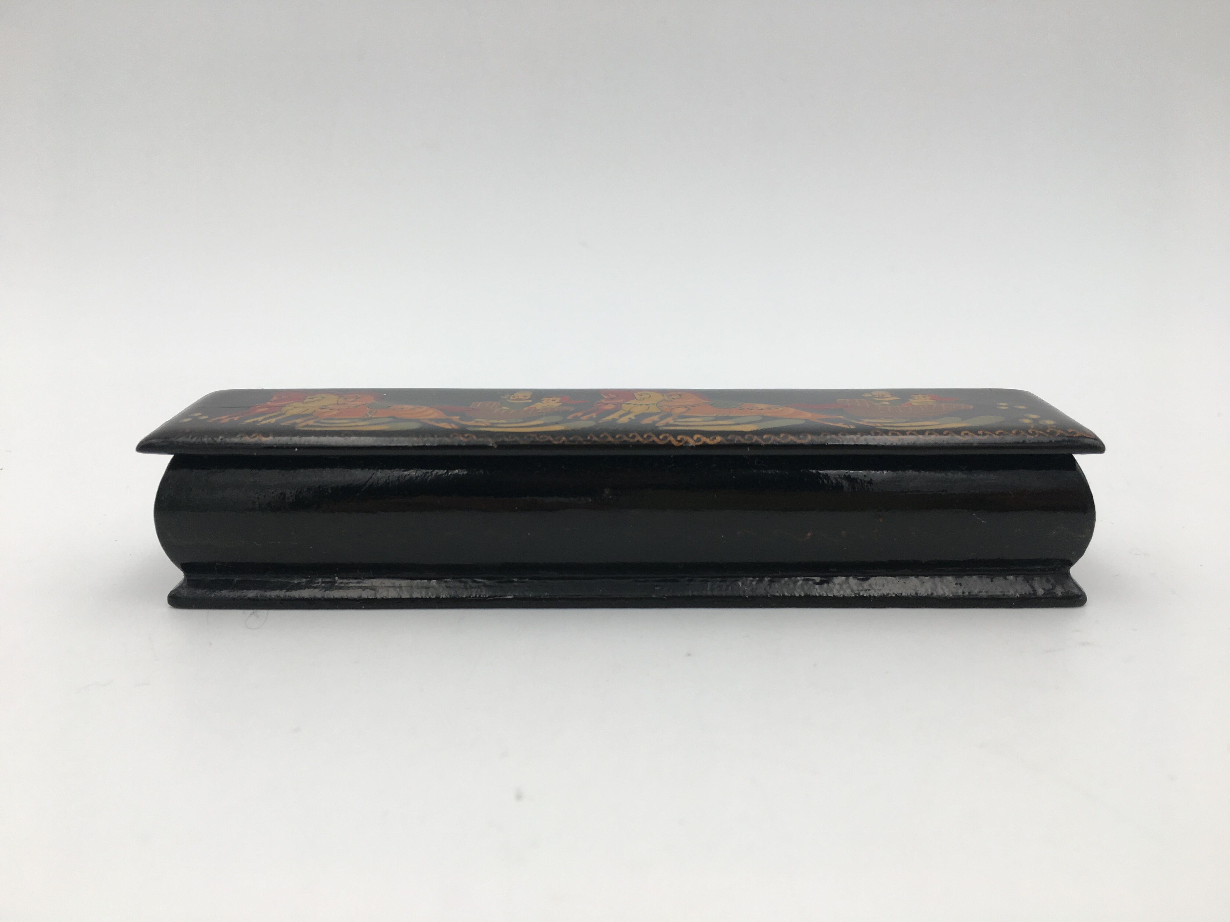 Russian papier-mâché, black, troika decoration, signed - 20th century