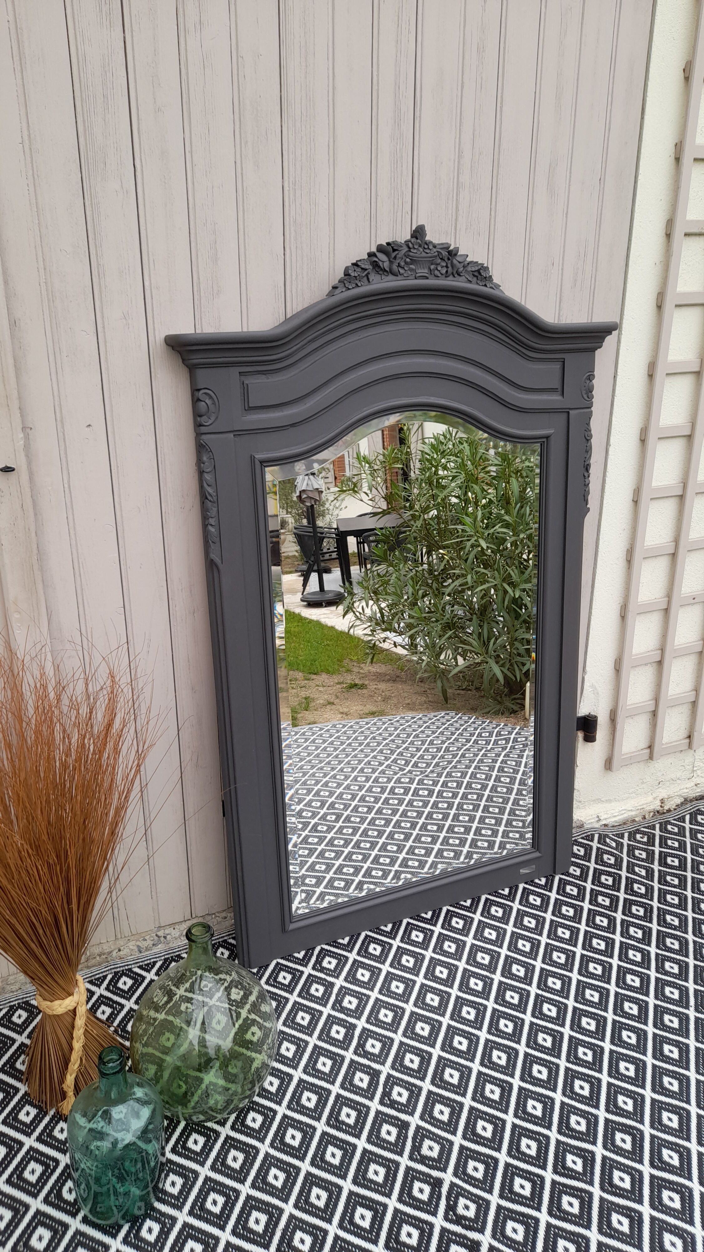 Bevelled antique mirror  97x151cm