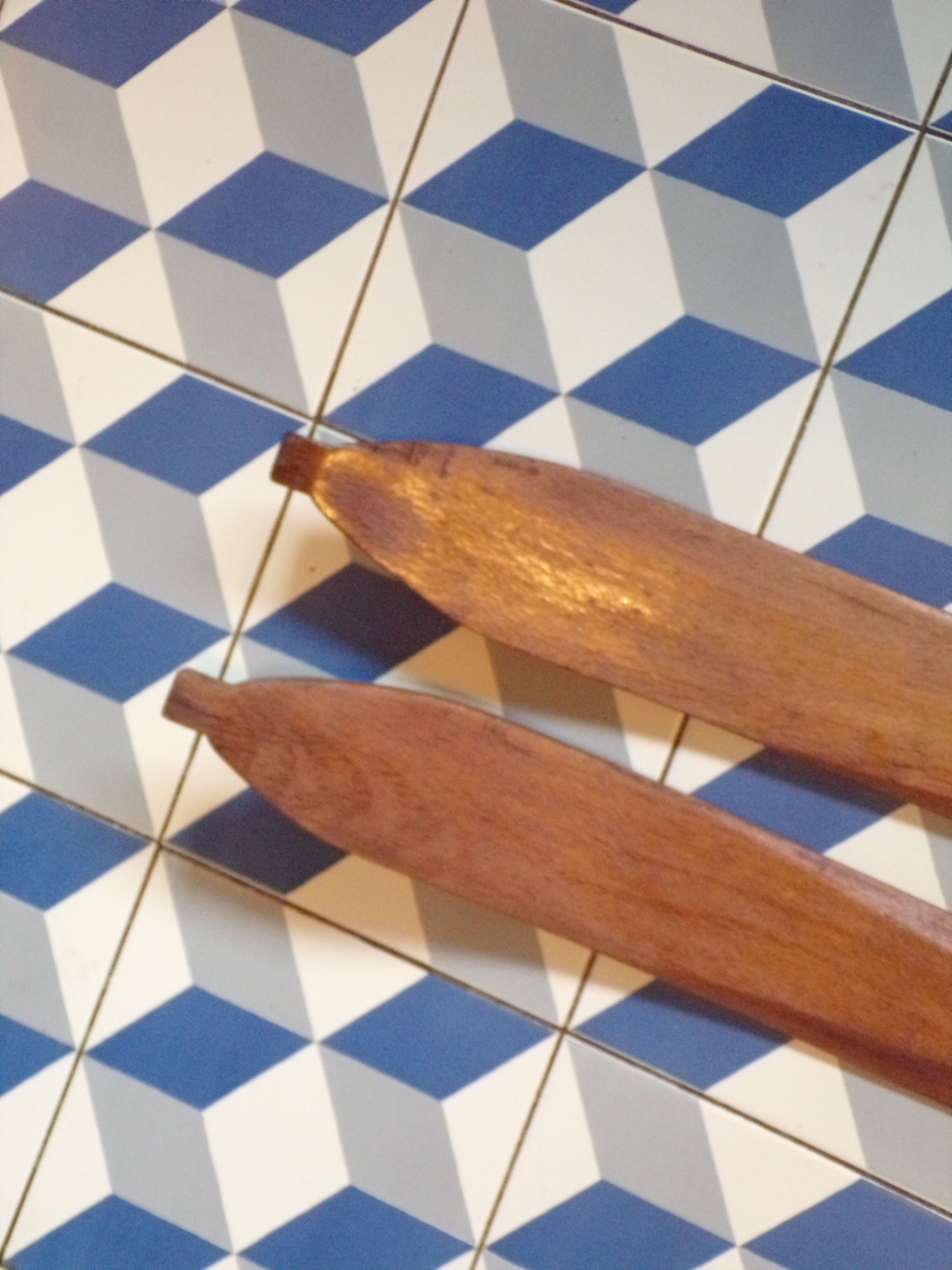 Pair of vintage wooden skis 192 cm